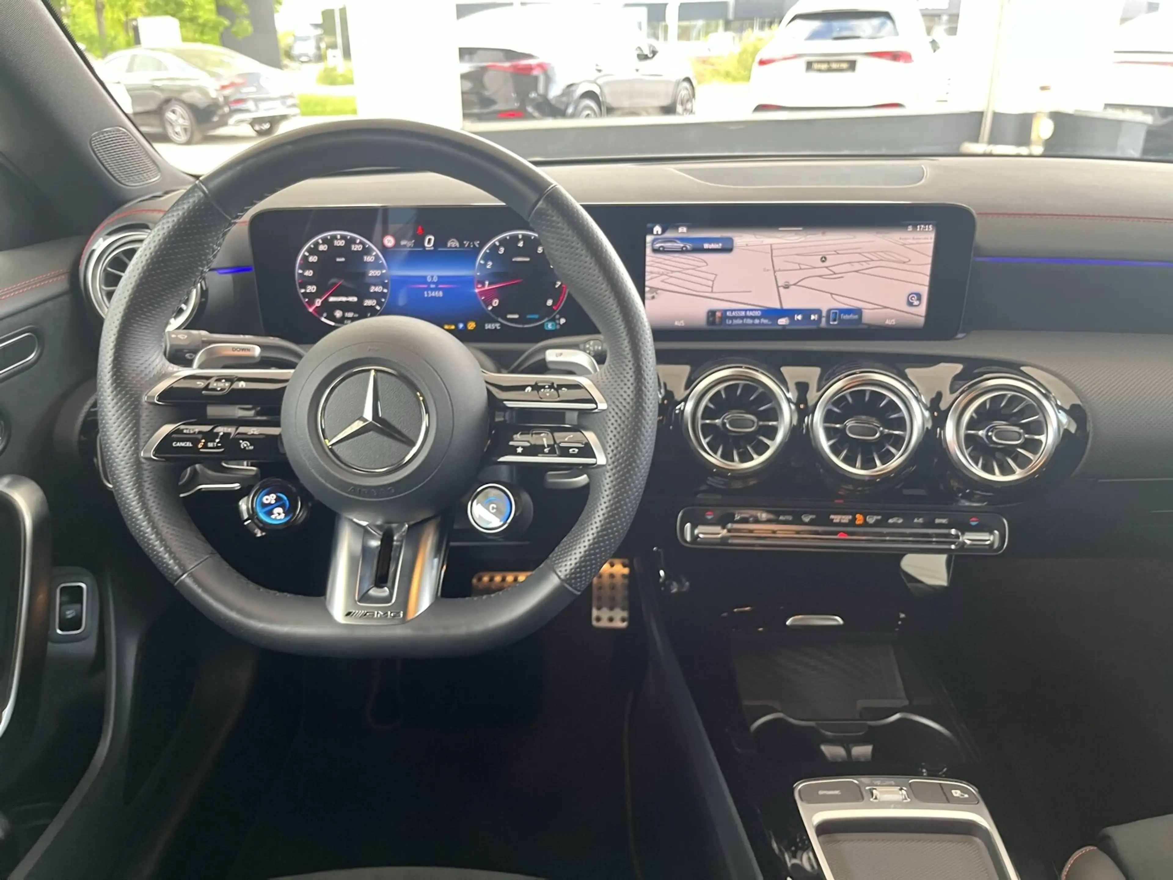 Mercedes-Benz CLA 35 AMG CLA 35 AMG 4M SB Pano.-Dach/Distronic/Kamera/LED — photo 11
