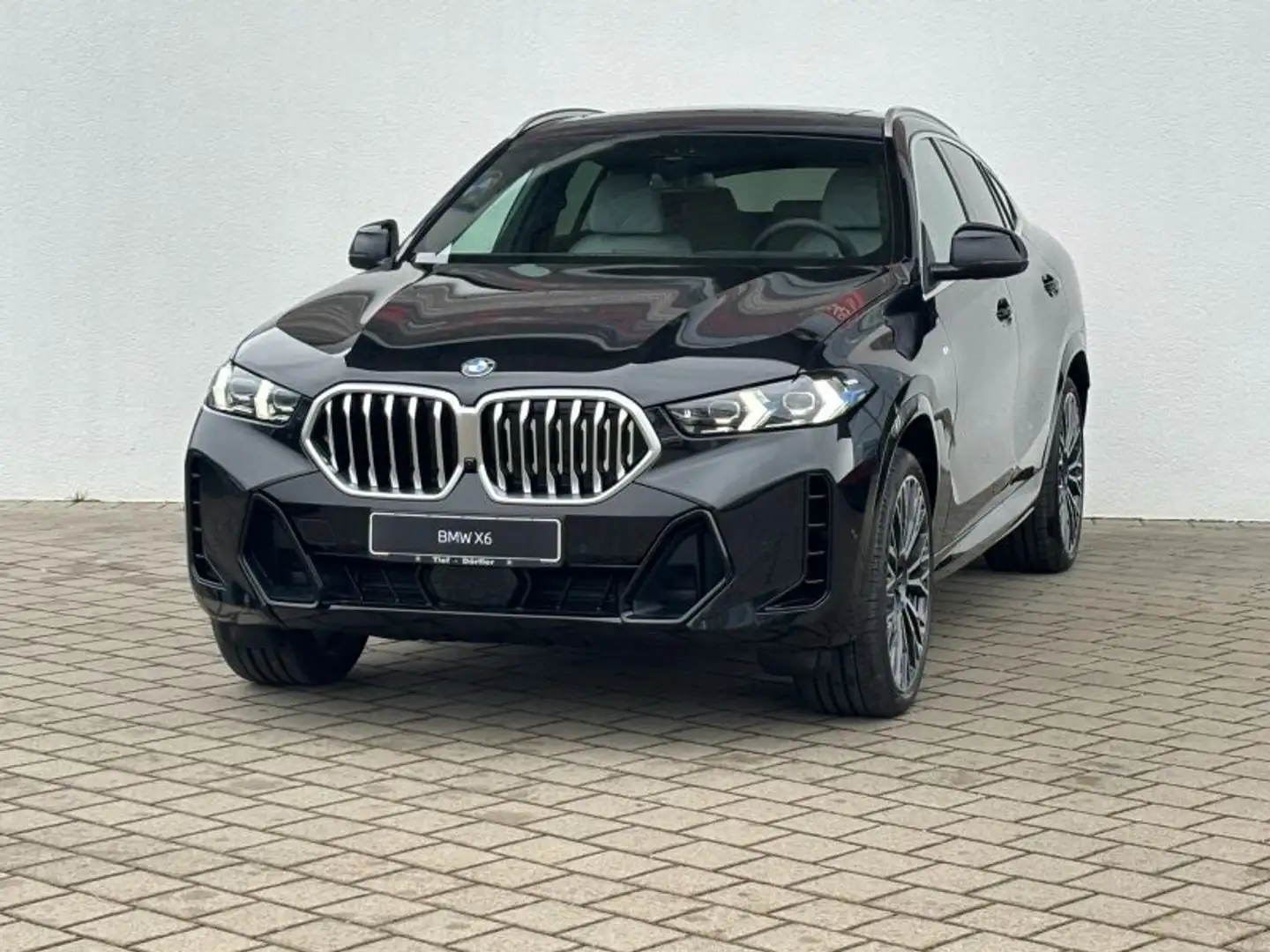 BMW X6 xDrive30d M Sport *Sonderaktion* PANO/AHK Black - 2