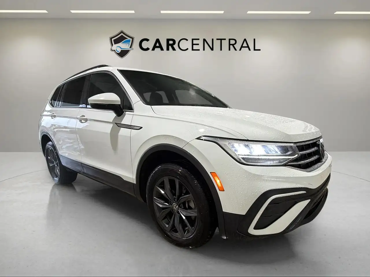 Volkswagen Tiguan снимка Volkswagen Tiguan