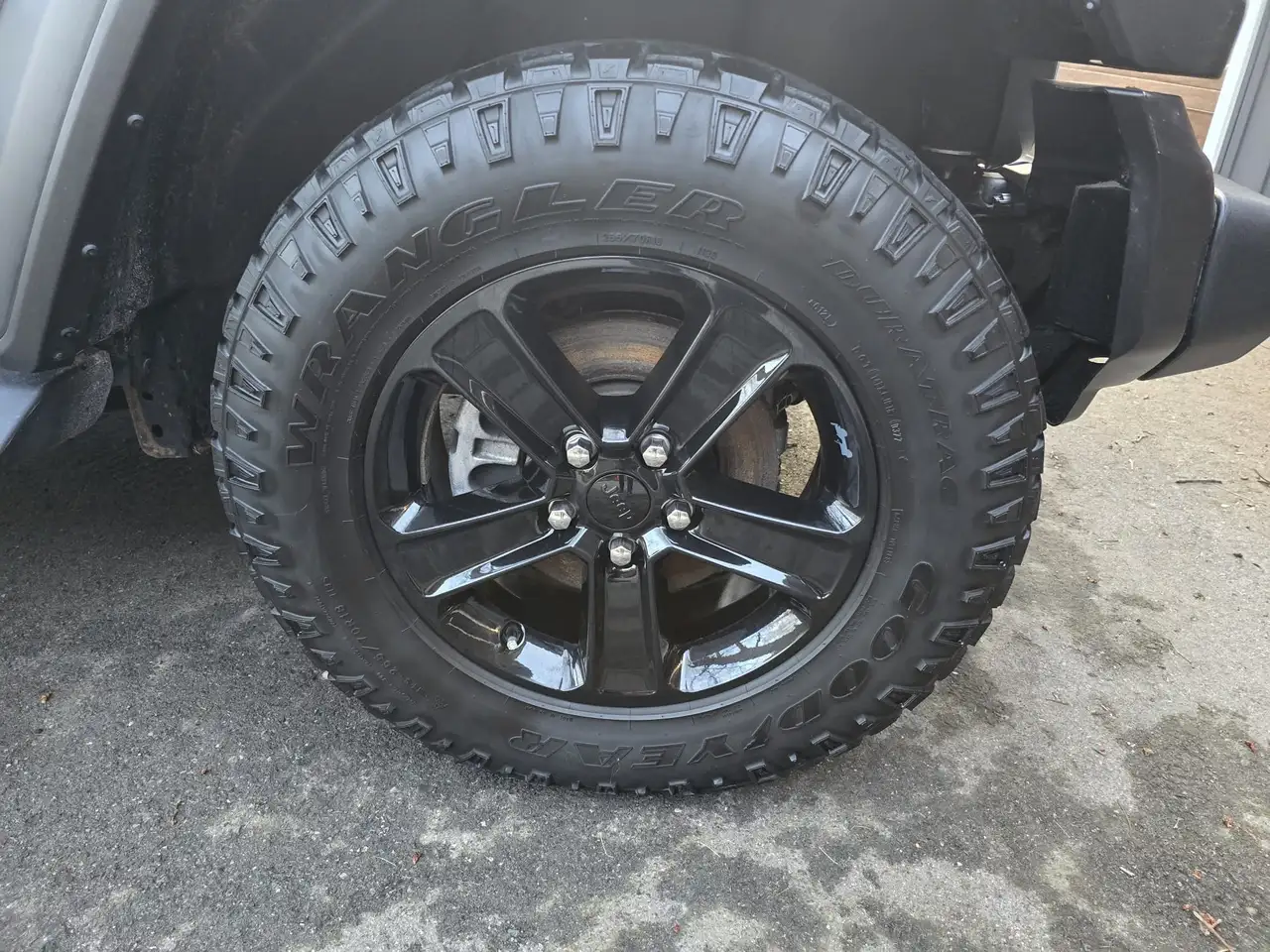 Jeep Wrangler снимка Jeep Wrangler