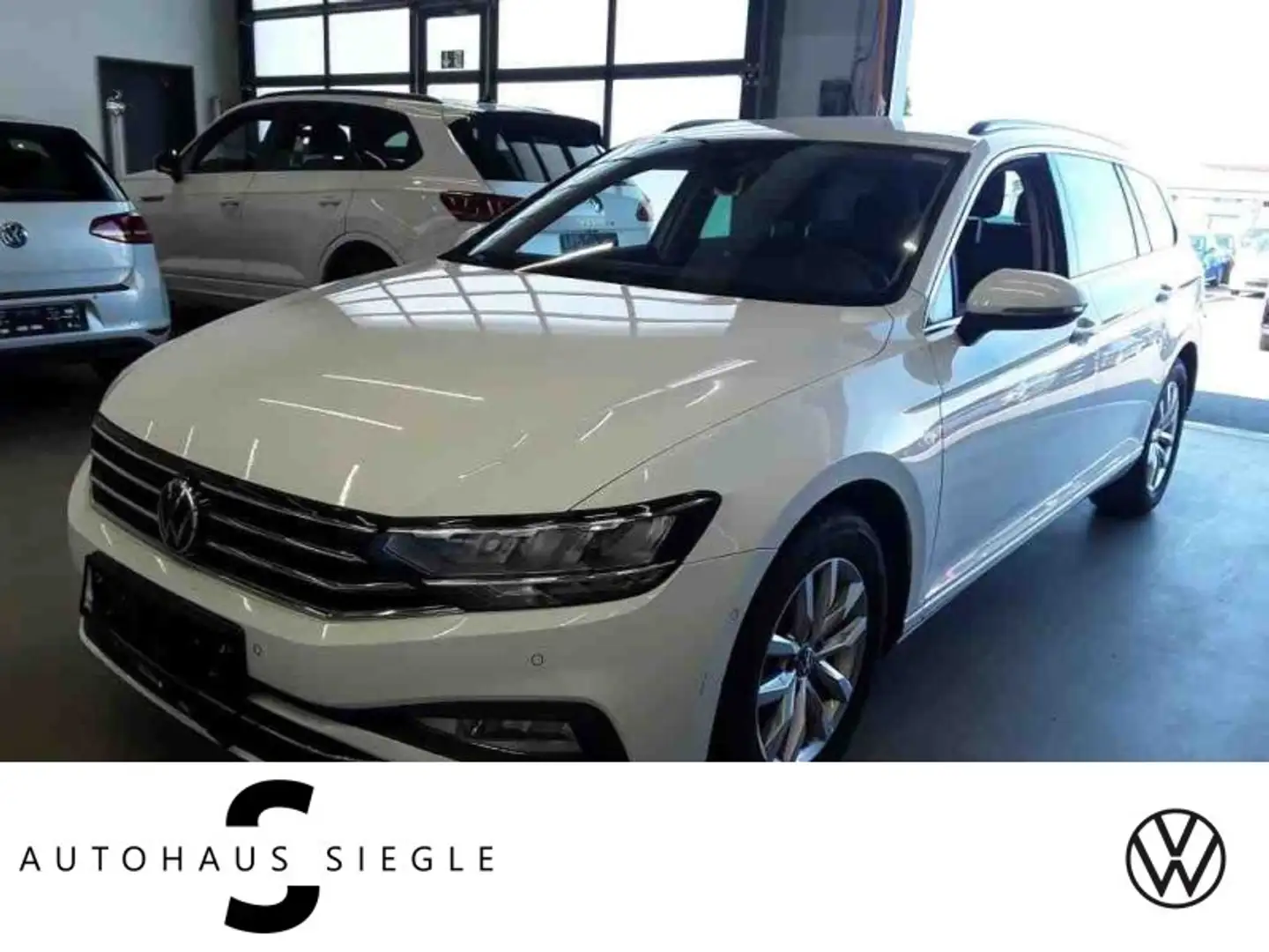 Volkswagen Passat Variant 2.0 TDI Business AHK DSG LED Navi ACC Virtual Sitz Weiß - 1