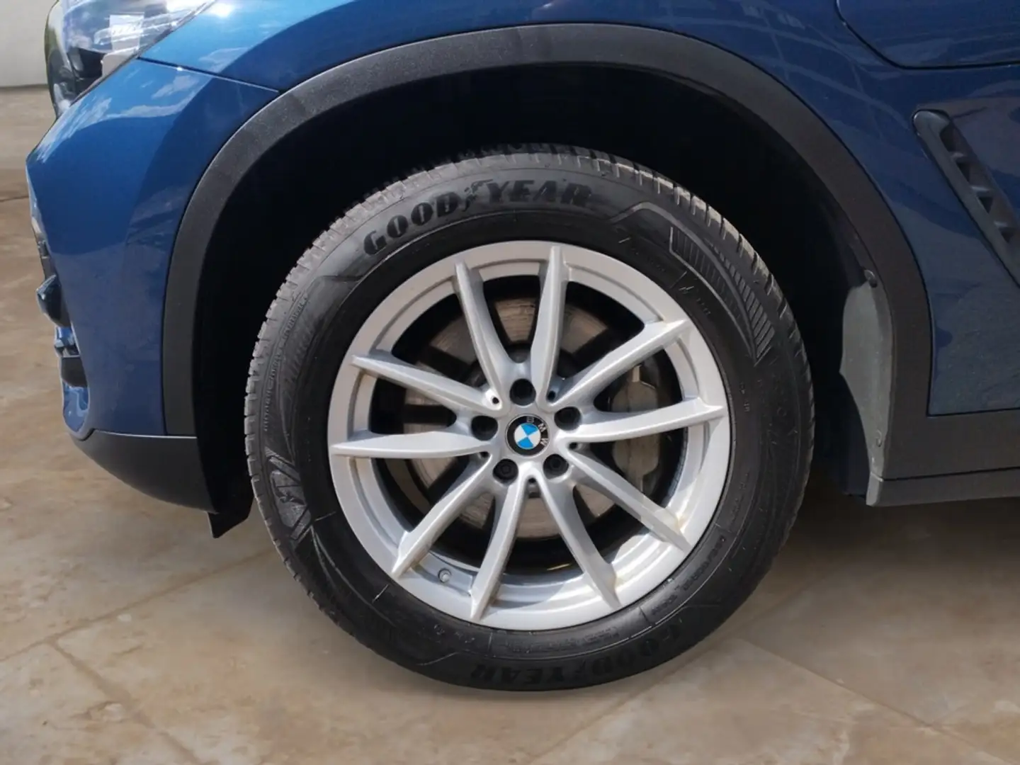 BMW X3 xDrive30e Advantage + GARANTIE Blau - 2