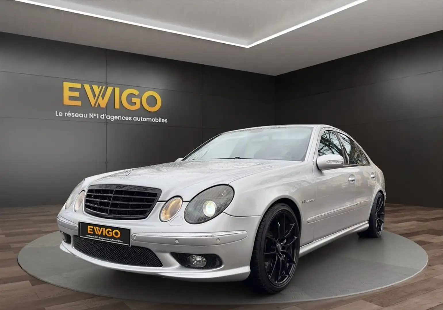 Mercedes-Benz E 55 AMG 5.4 55 475 amg bva-système son harman kardon garantie 6 mois-origine fr Gris - 1