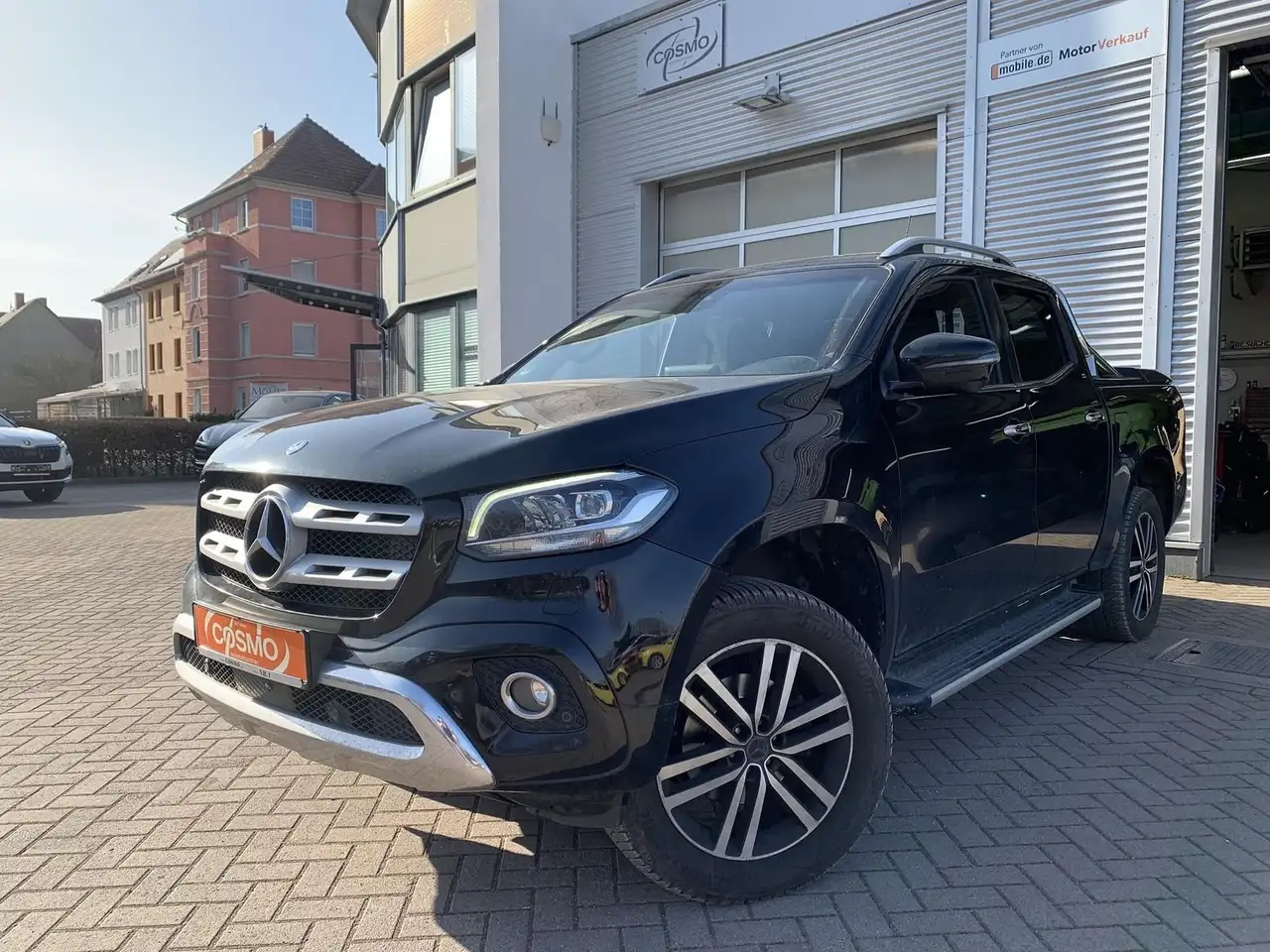 Mercedes-Benz X 250