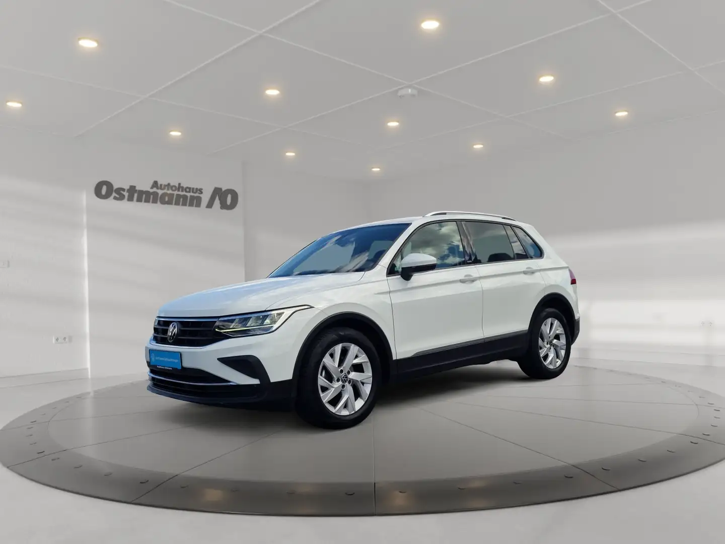 Volkswagen Tiguan 1.5 TSI BMT Active Matrix ACC AHK KlimaA Weiß - 2