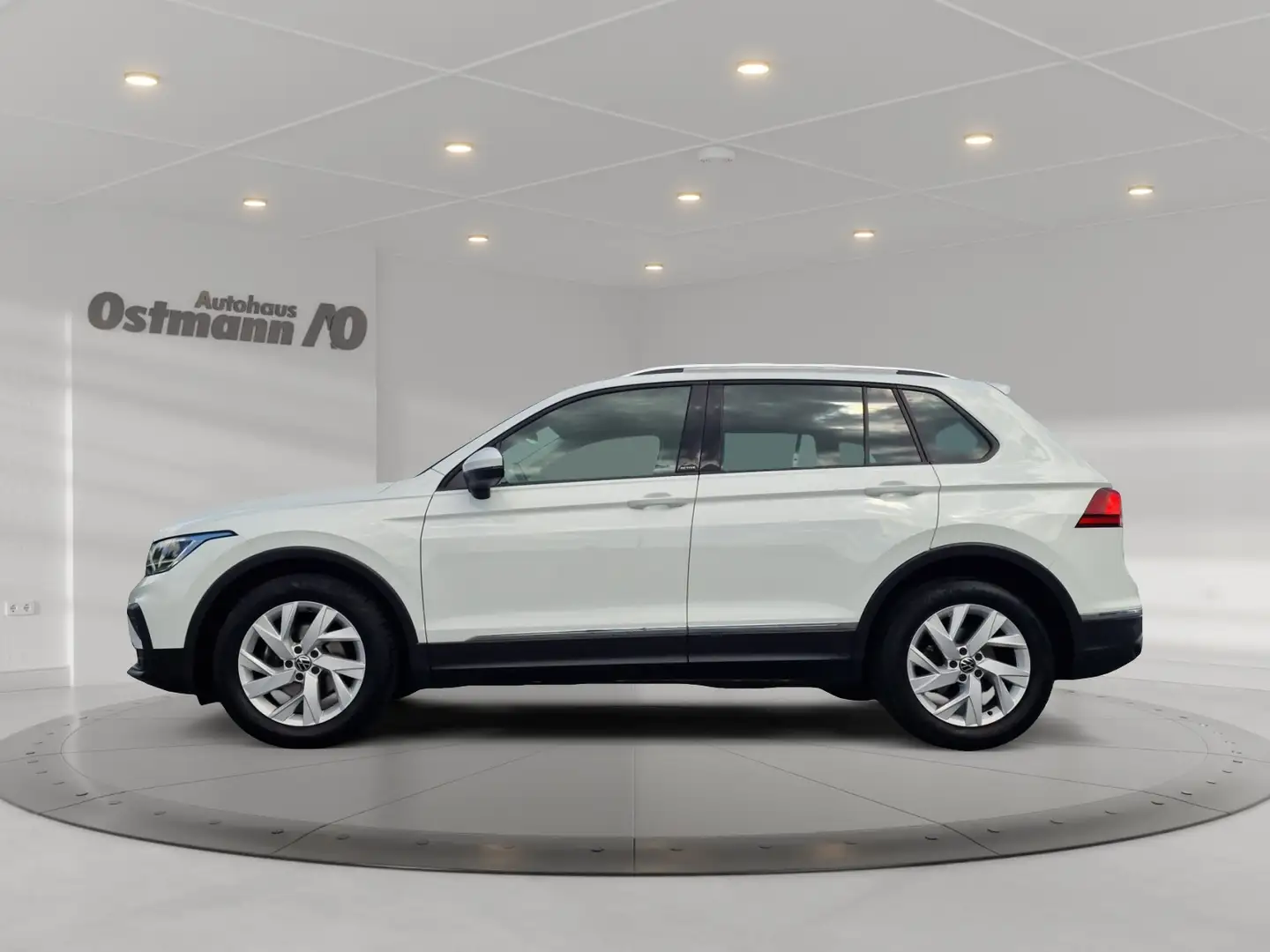 Volkswagen Tiguan 1.5 TSI BMT Active Matrix ACC AHK KlimaA Weiß - 2
