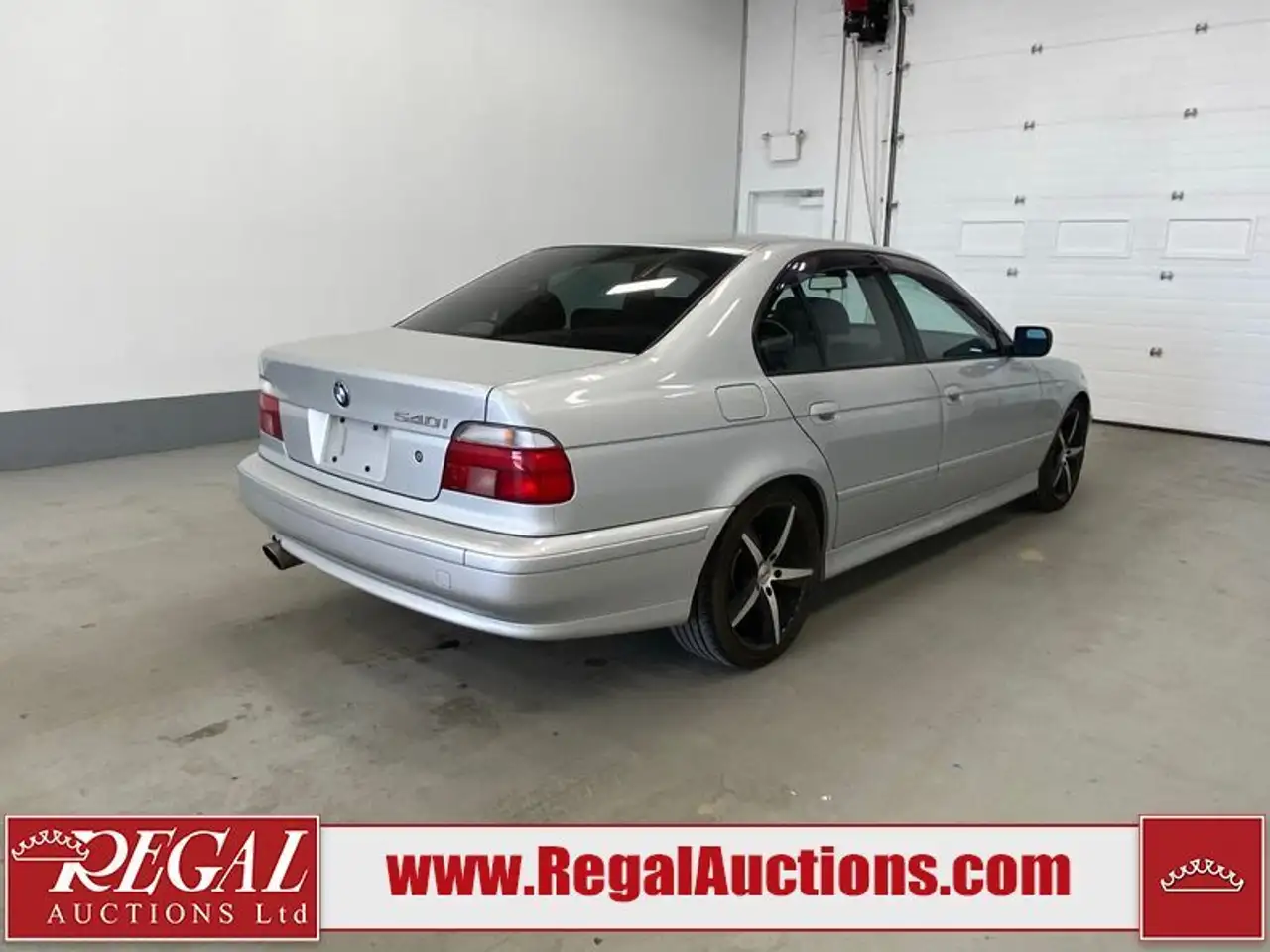 BMW 5 Series photo BMW 5 Series