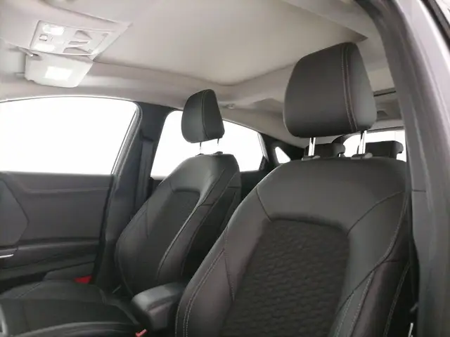 Ford Puma view 12