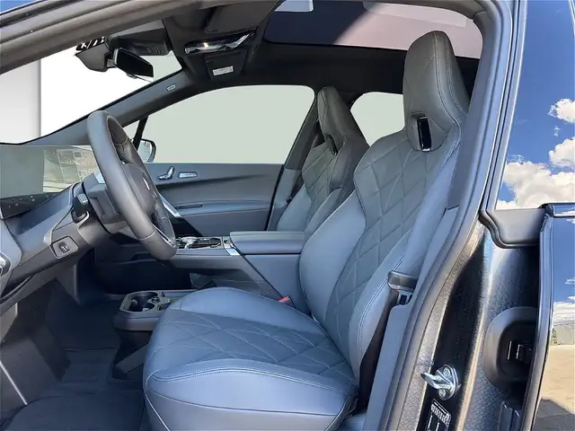 BMW iX xDrive45 I20 M Sportpaket HK HiFi DAB LED Ansicht 10
