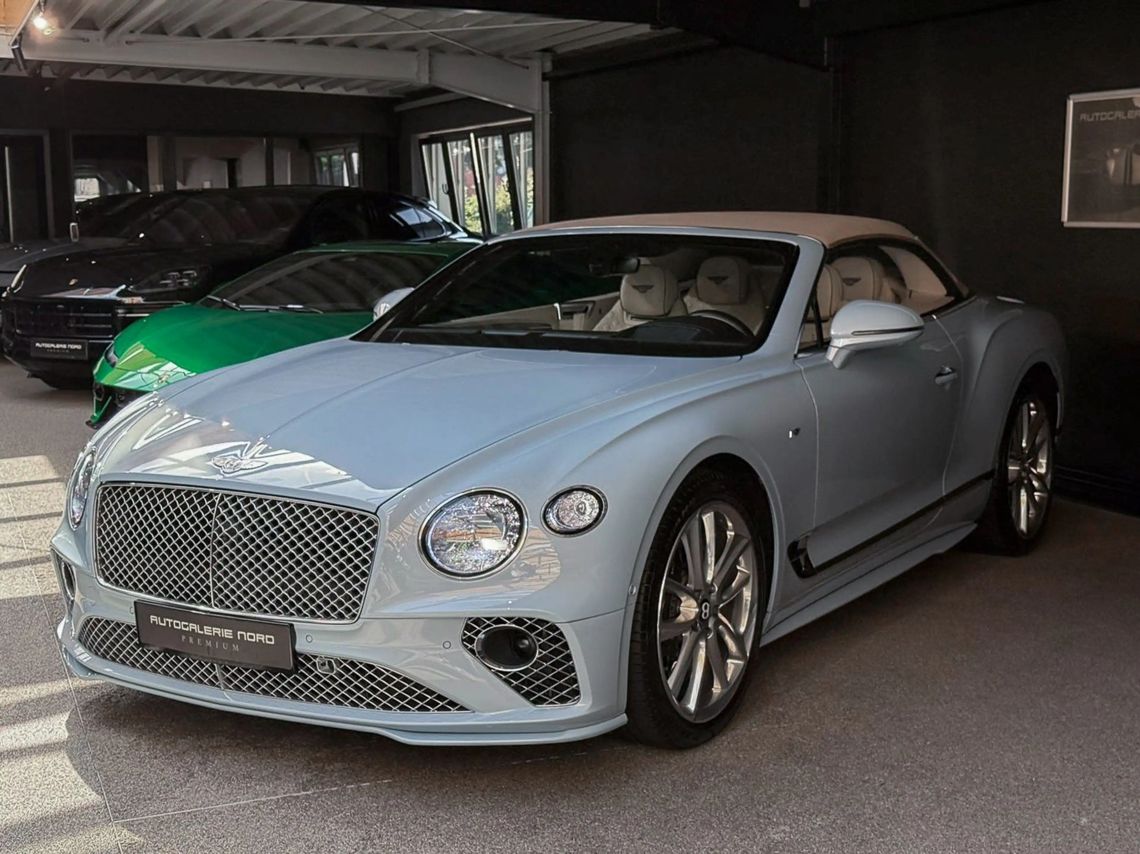 Bentley Continental GTC Mulliner | Jetstream II | Naim | Rotating Disp — photo 2