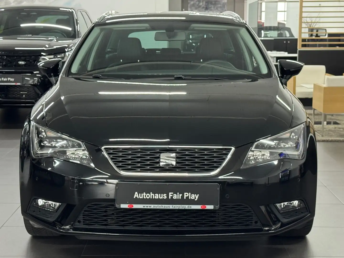 SEAT Leon ST Style LED/NAVI/SHZ/PDC/UNFALLFREI! Schwarz - 2