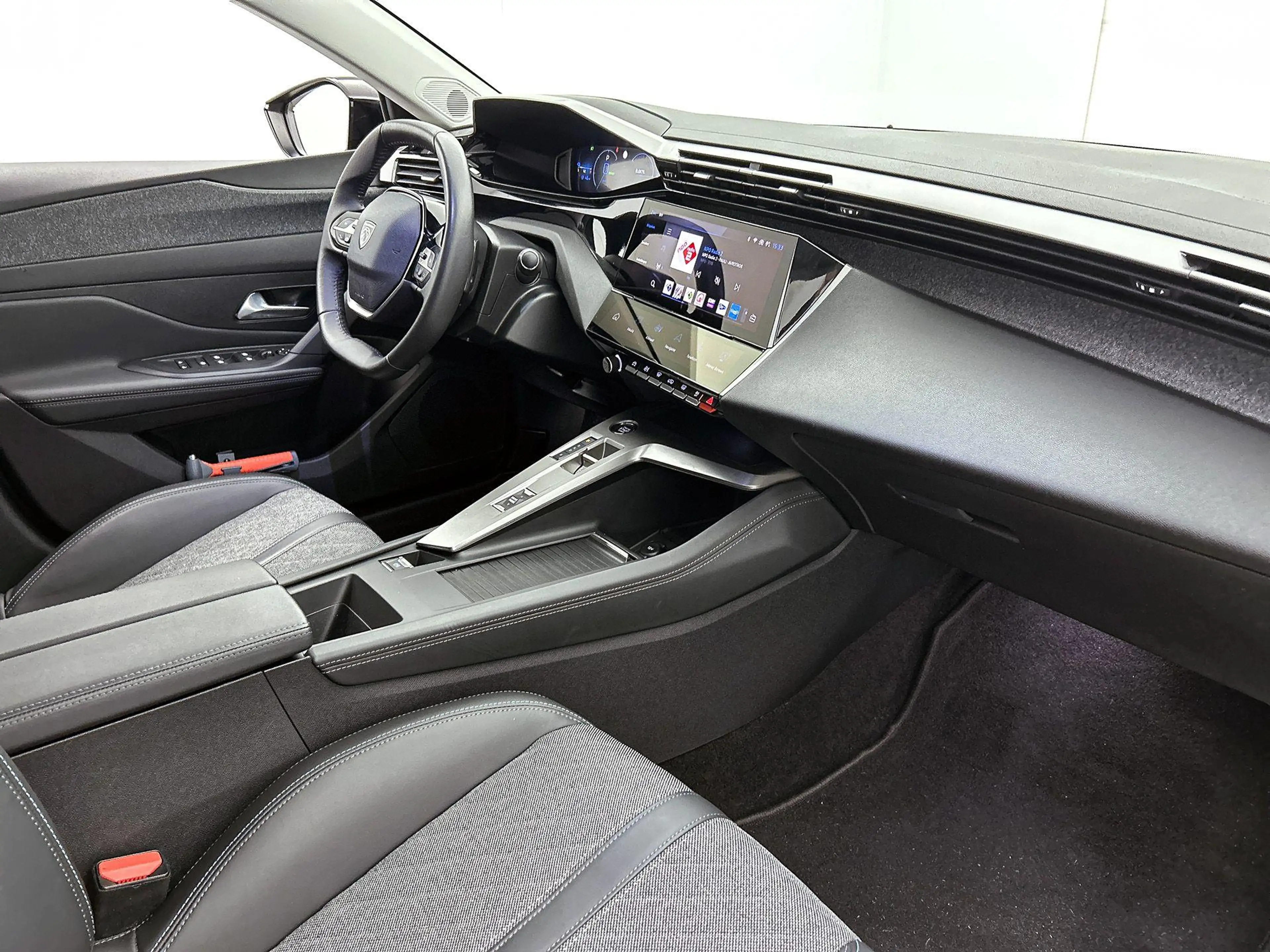 Peugeot 408 1.6 180pk HYbrid Allure Automaat | Trekhaak | 360 — photo 12