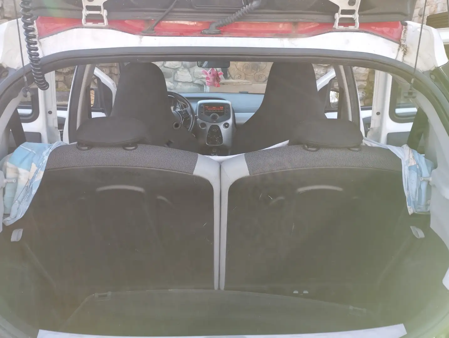 Toyota Aygo 2016 immatricolata Bianco - 2