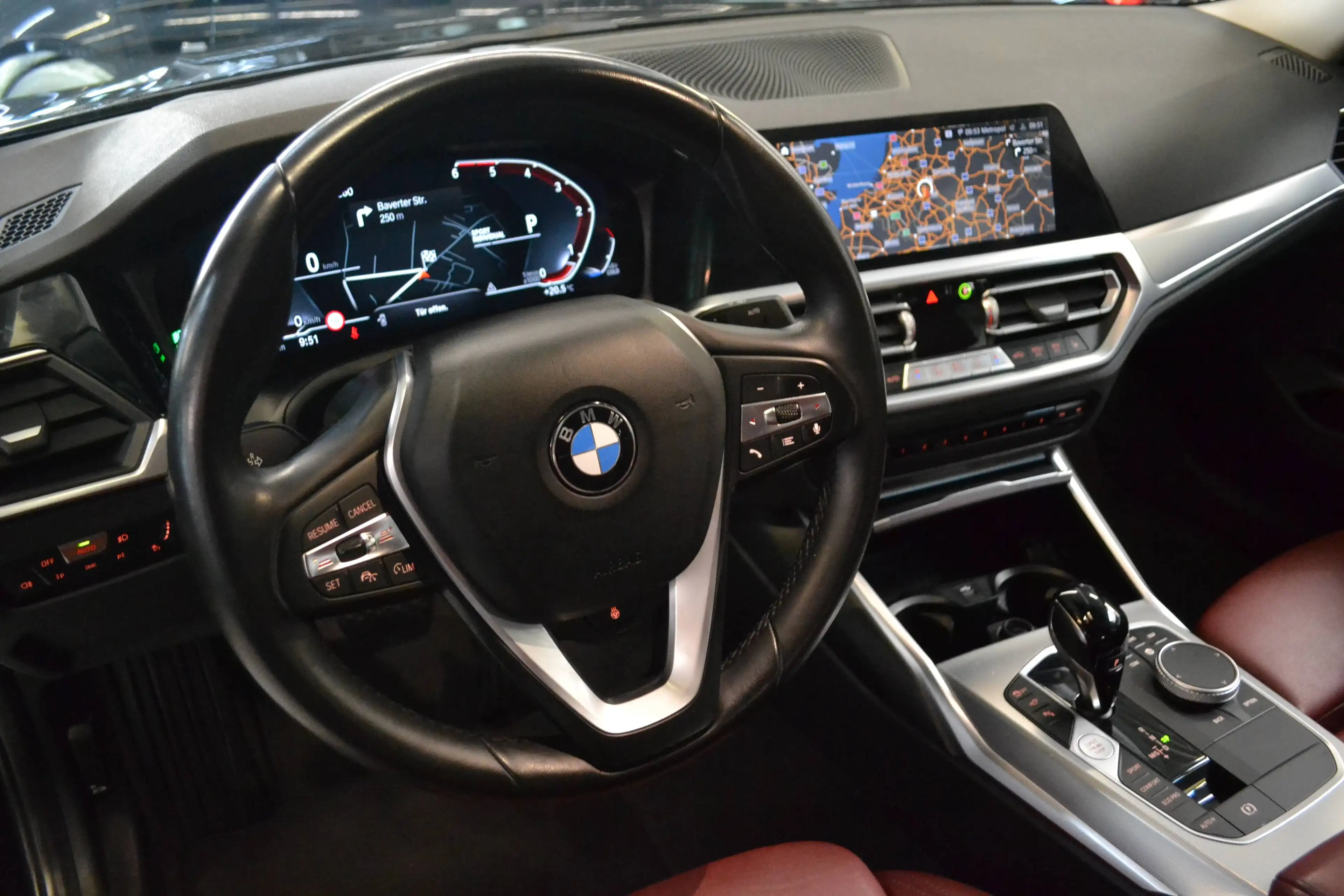 BMW 318 DA G20 *LASER*LEDER*HEAD-UP*LIVE-COCKPIT*KEYLESS&GO*KAMERA360*HIFI*STANDHEIZUNG*LENKRADHEIZUNG*4xSITZHEIZUNG* — photo 11