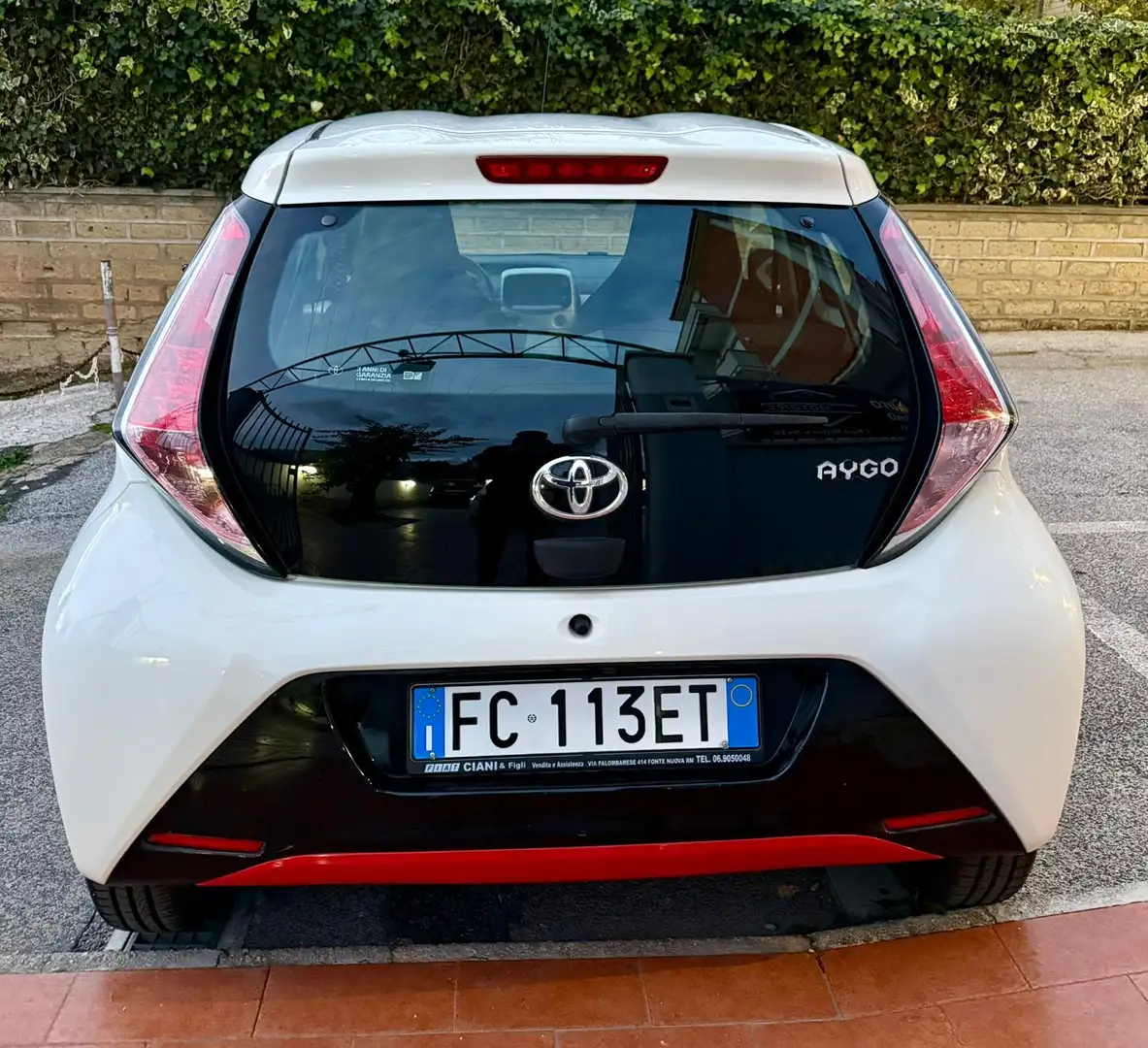 Toyota Aygo 5p 1.0 x-clusiv GPL Brc Nuovo - Garanzia - 2