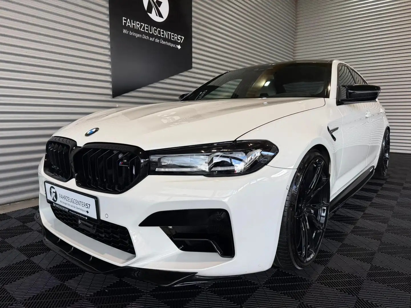 BMW M5 xDrive/ACC/DAB/SOFTCLOSE/CARPLAY/KEIN-US Weiß - 2