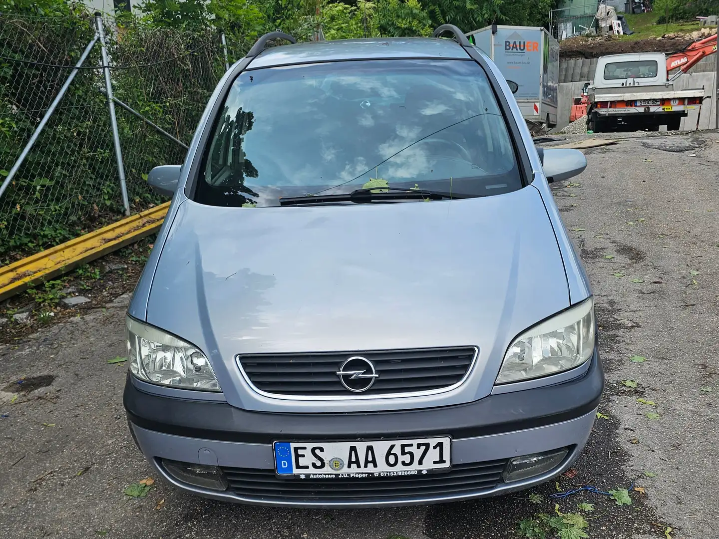 Opel Zafira 1.8 Comfort--AUTOMATIC Срібний - 1