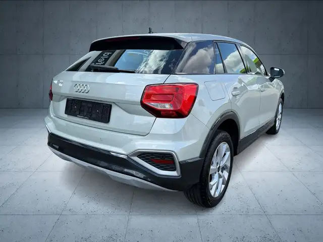 Audi Q2 view 14