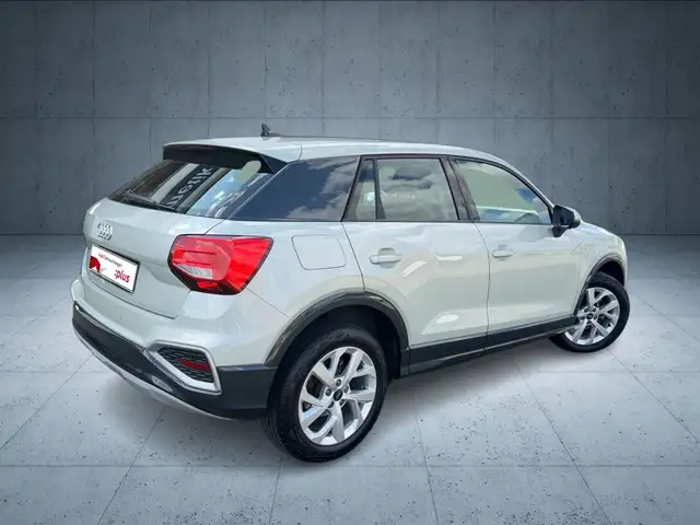 Audi Q2 view 5
