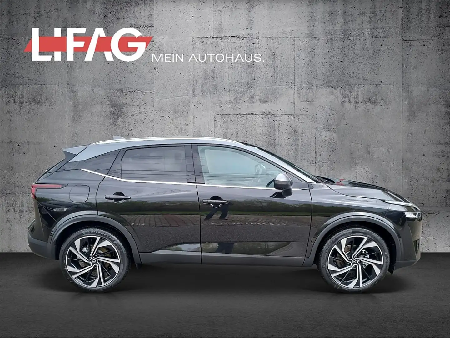 Nissan Qashqai 1,3 MHEV 4x4 Tekna+ Autom. *ab € 30.990,-* Schwarz - 2