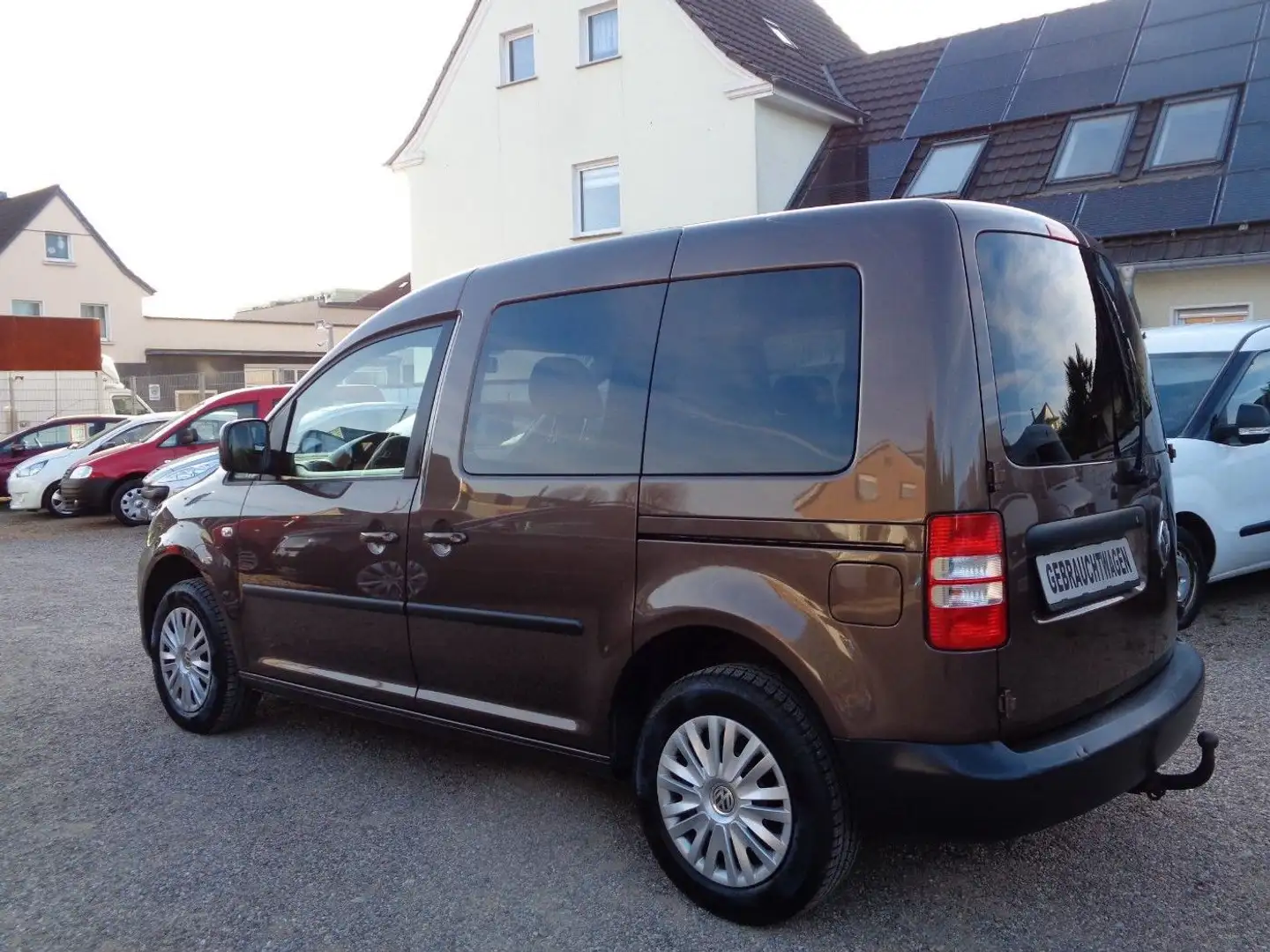 Volkswagen Caddy 1,6TDI 55kW Trendline 5-Sitzer Brun - 2