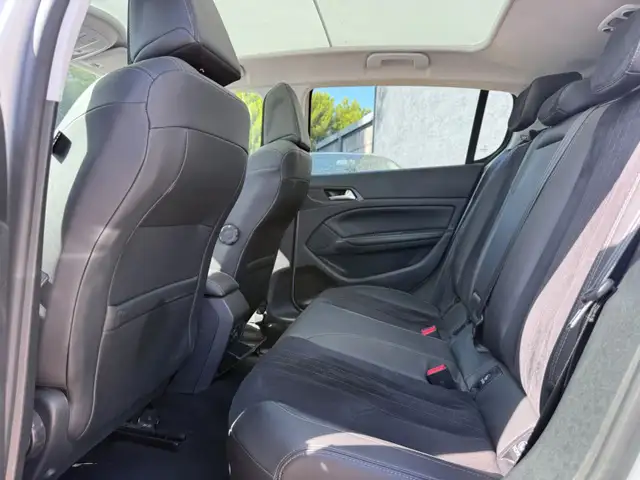 Peugeot 308 view 10