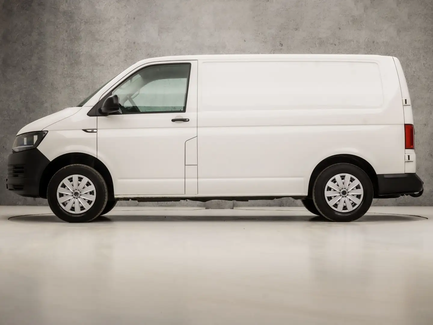 Volkswagen T6 Transporter 2.0 TDI L1H1 Pro (AIRCO, CRUISE, BLUETOOTH, 3 ZITP Wit - 2