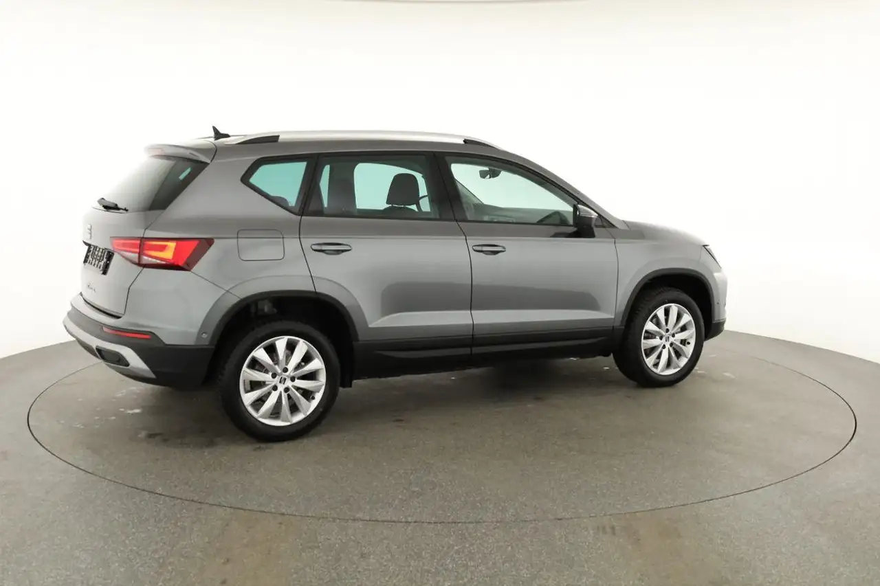 SEAT Ateca 1.5 TSI DSG Style, AHK, Kamera, FullLink, Parklenk 21