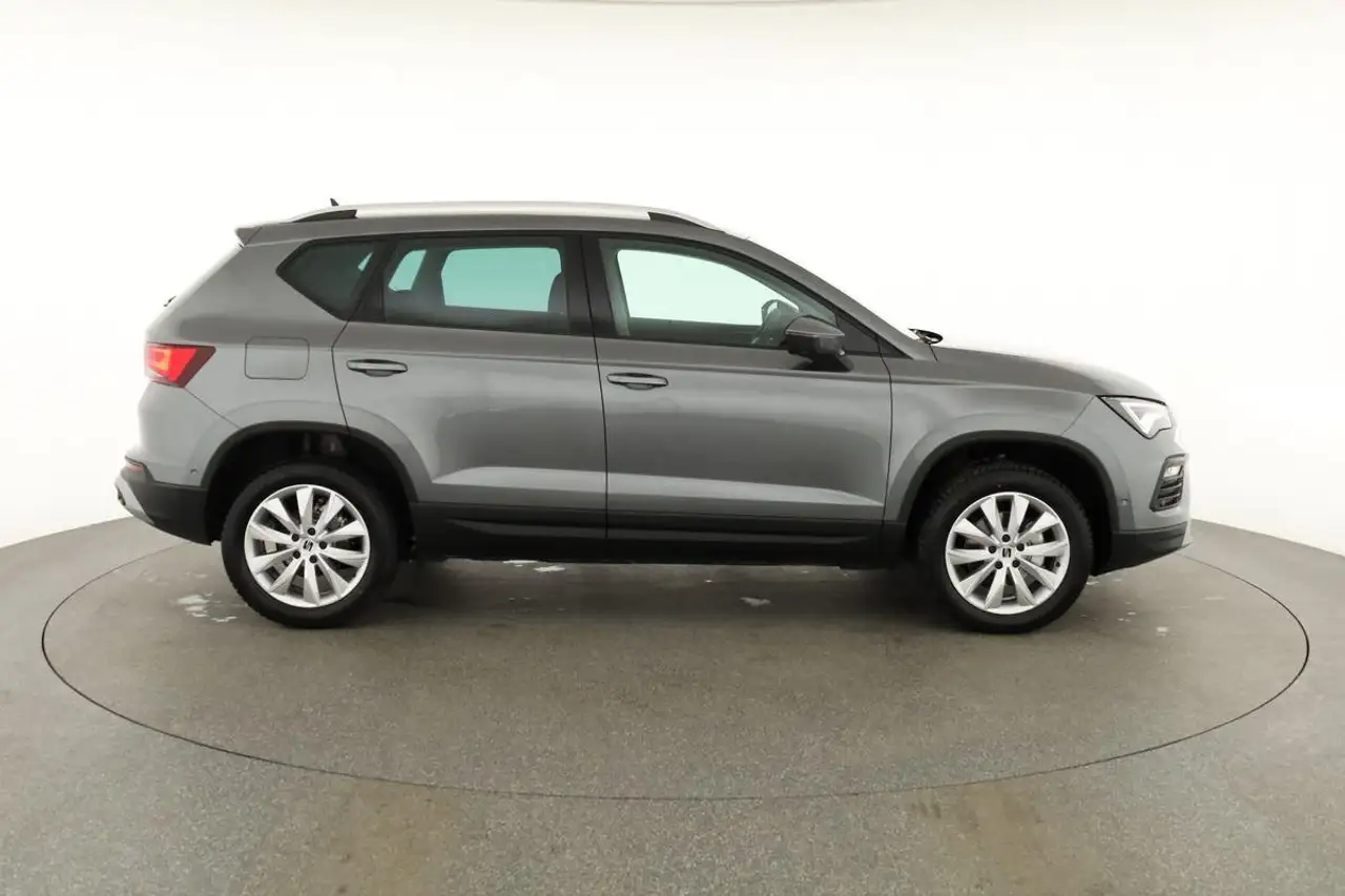 SEAT Ateca 1.5 TSI DSG Style, AHK, Kamera, FullLink, Parklenk 23