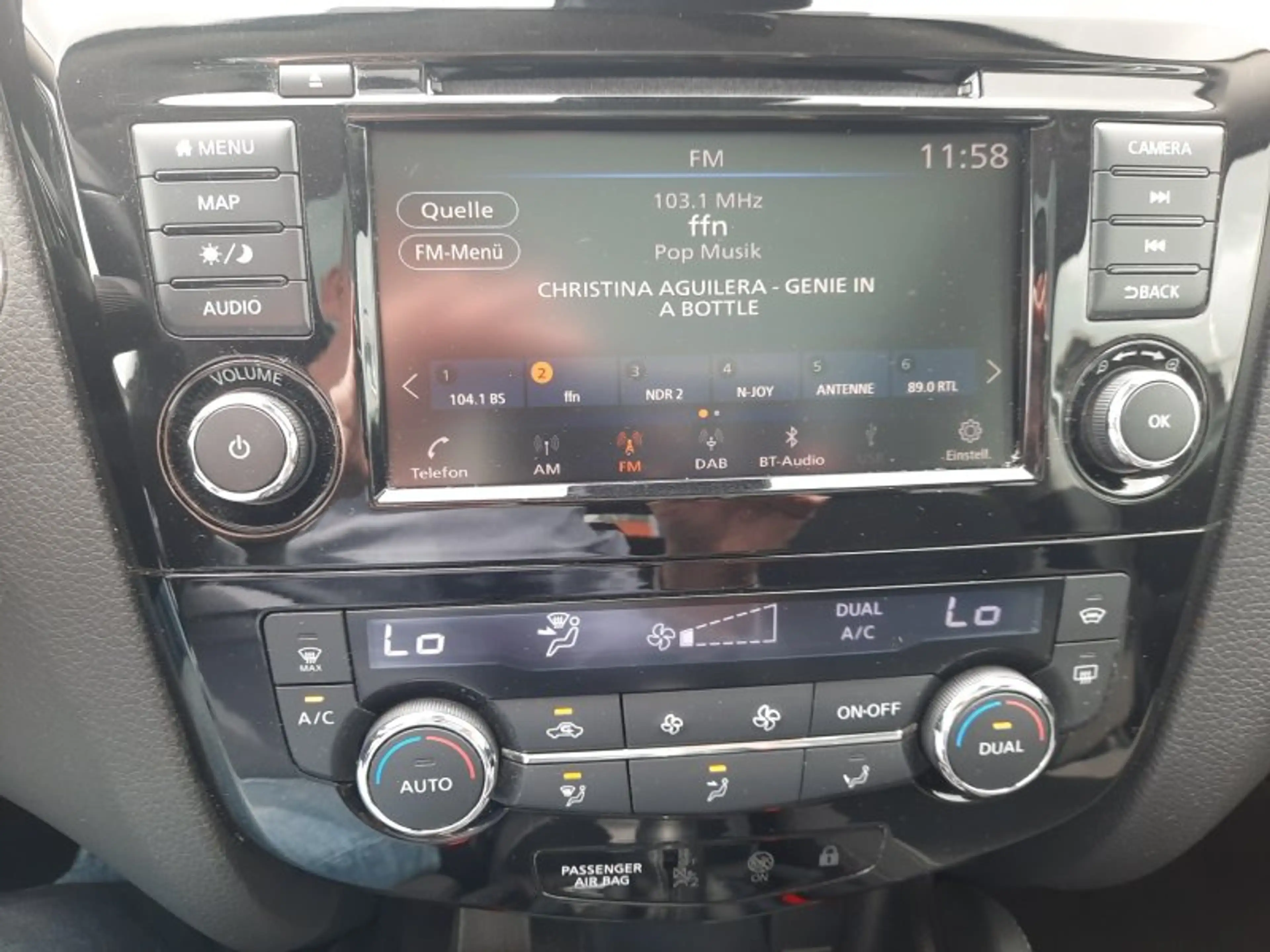 Nissan Qashqai 1.3 DIG-T Navi/Pano/Winterp/Temp/Kamera — photo 22