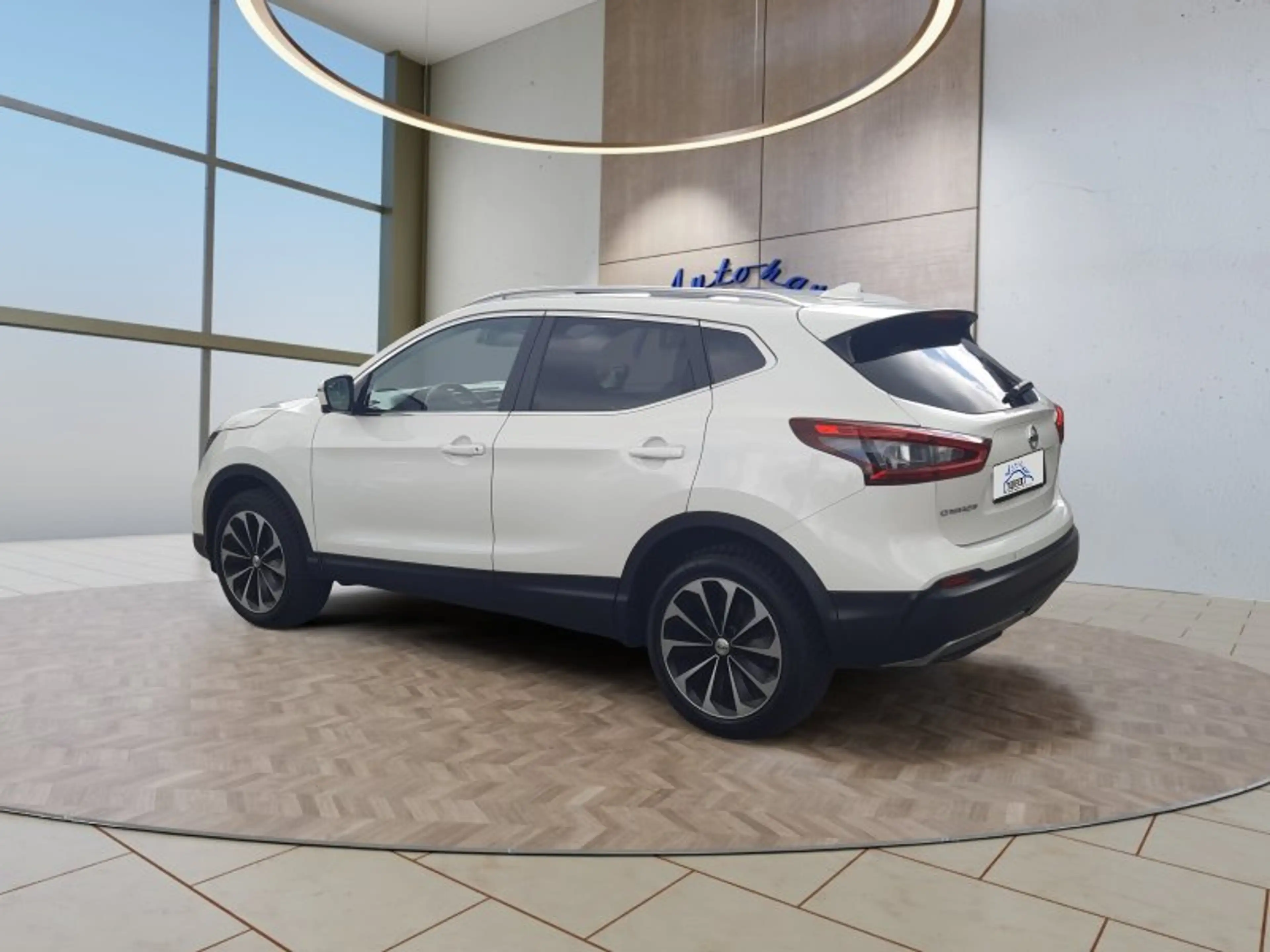 Nissan Qashqai 1.3 DIG-T Navi/Pano/Winterp/Temp/Kamera — photo 3