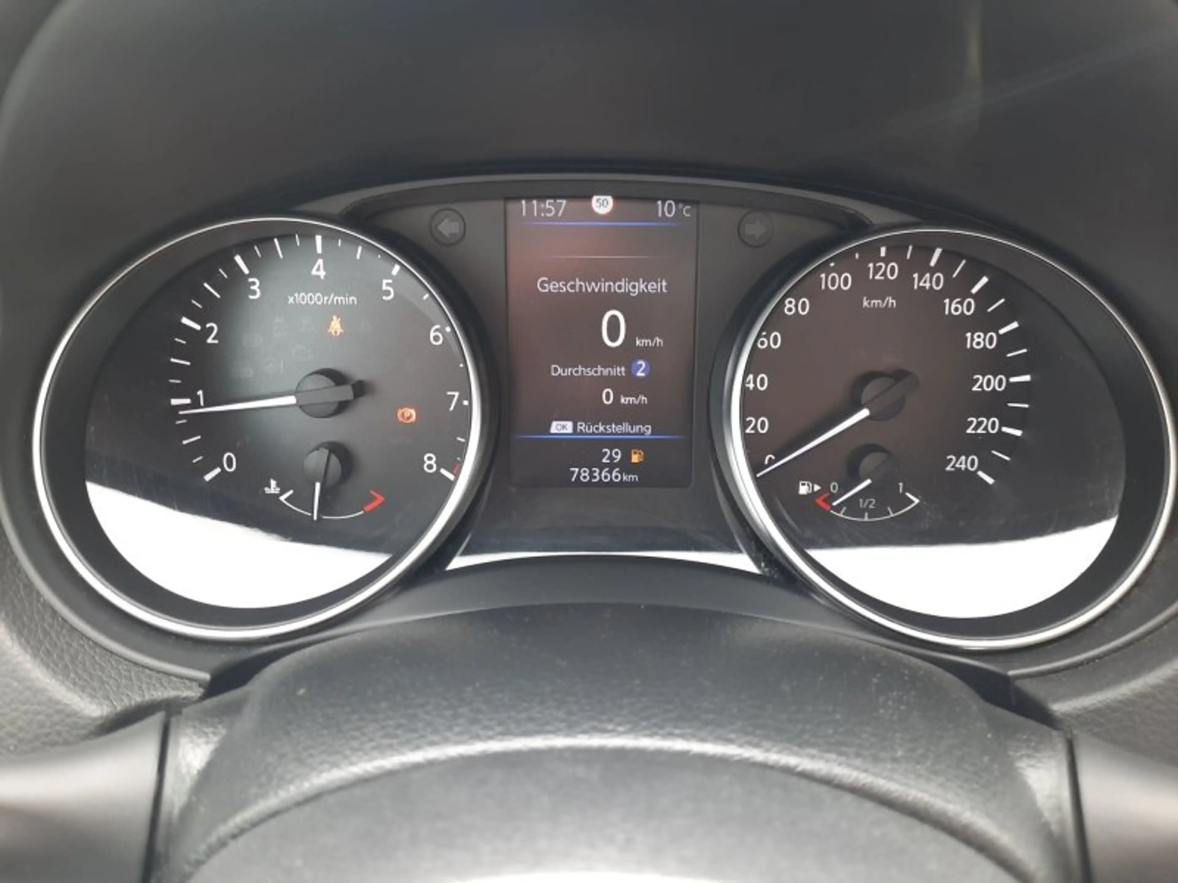 Nissan Qashqai 1.3 DIG-T Navi/Pano/Winterp/Temp/Kamera — photo 19