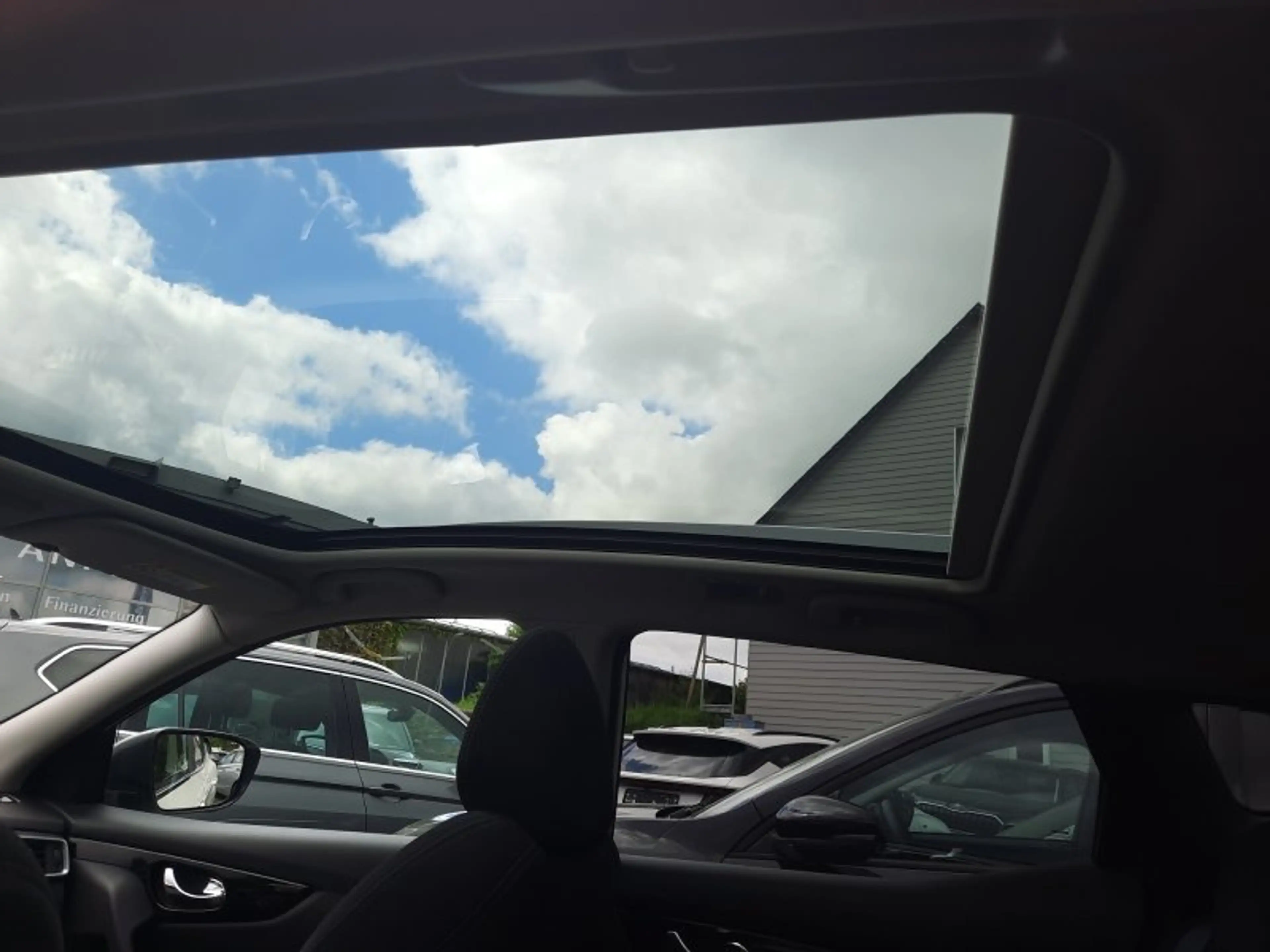 Nissan Qashqai 1.3 DIG-T Navi/Pano/Winterp/Temp/Kamera — photo 26
