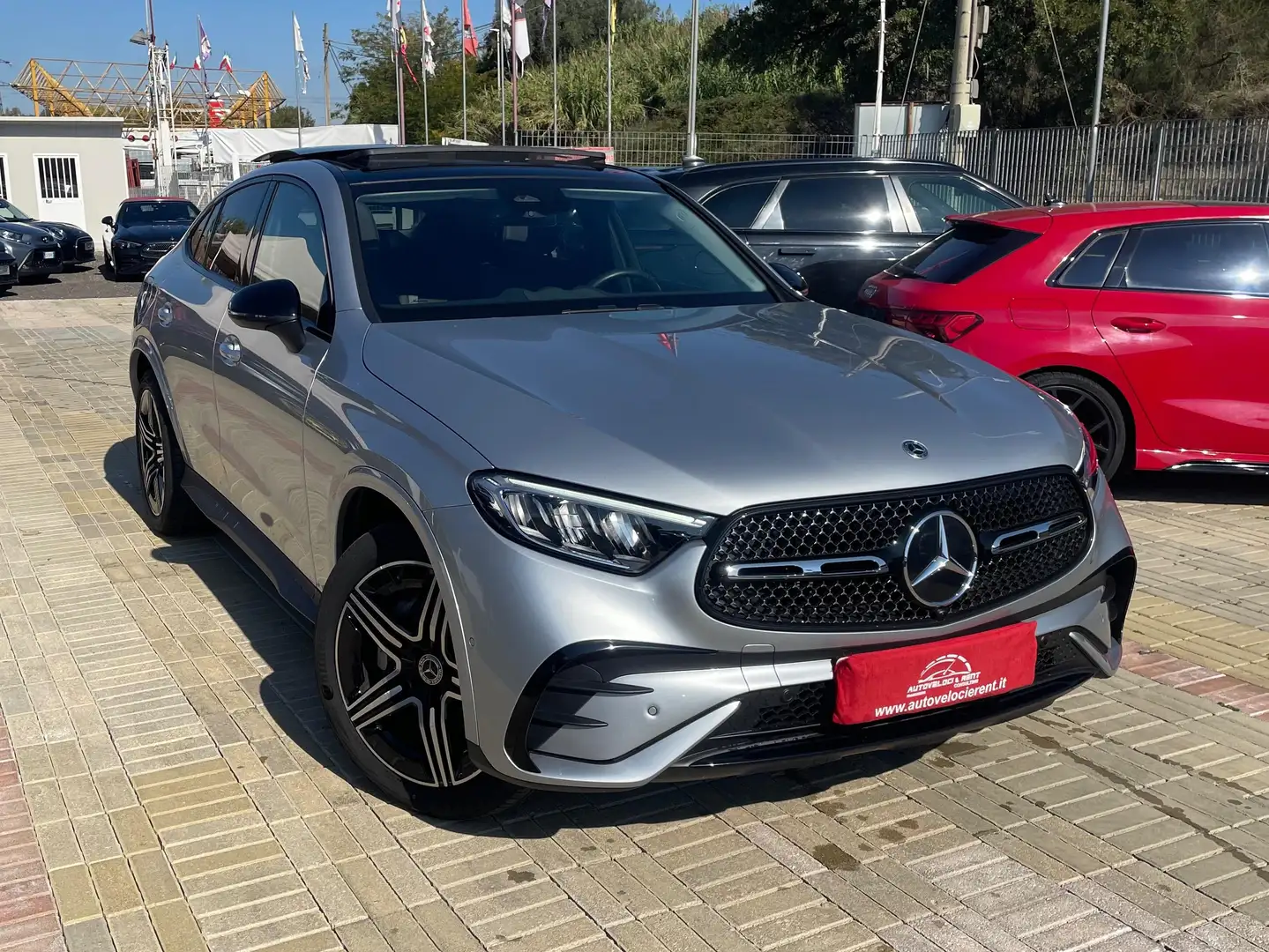 Mercedes-Benz GLC 220 d Coupe AMG line 4Matic Argent - 1