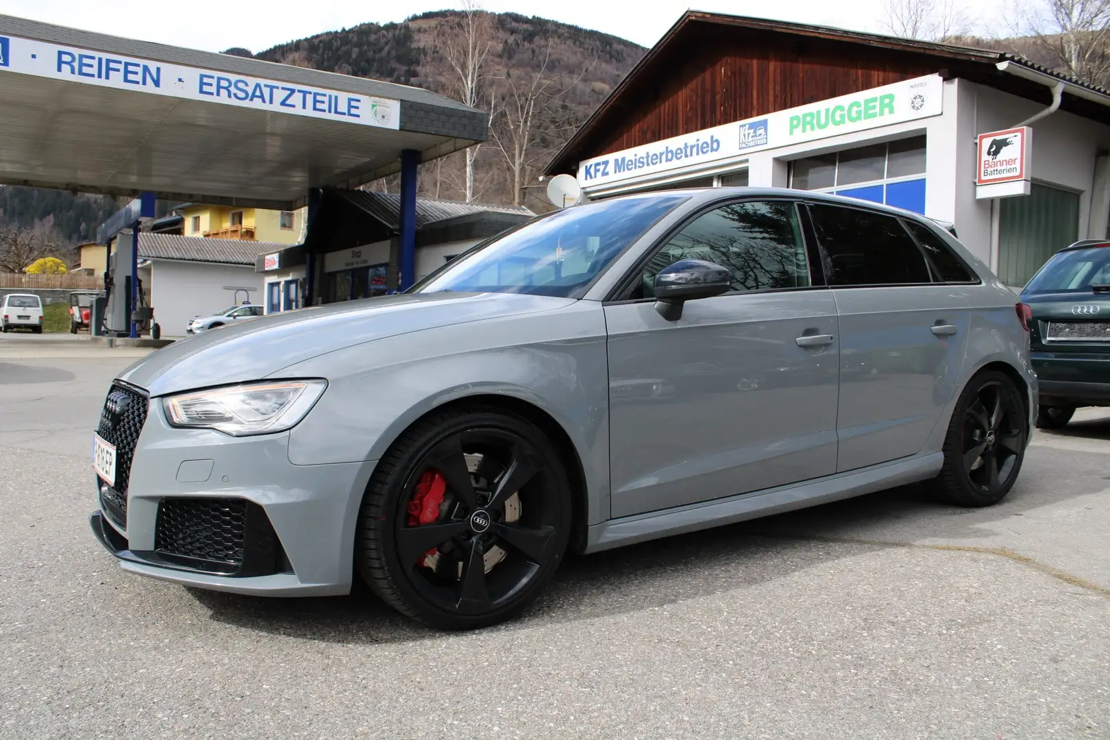 Audi RS3 2.5 TFSI quattro Grau - 2