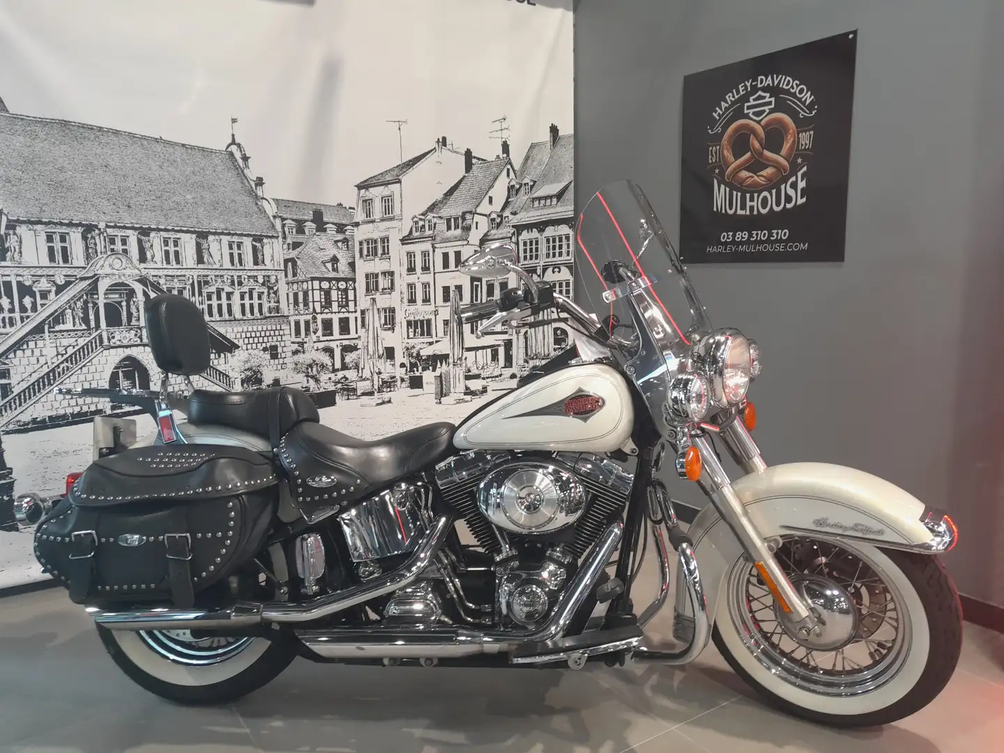 Harley-Davidson Heritage - 1