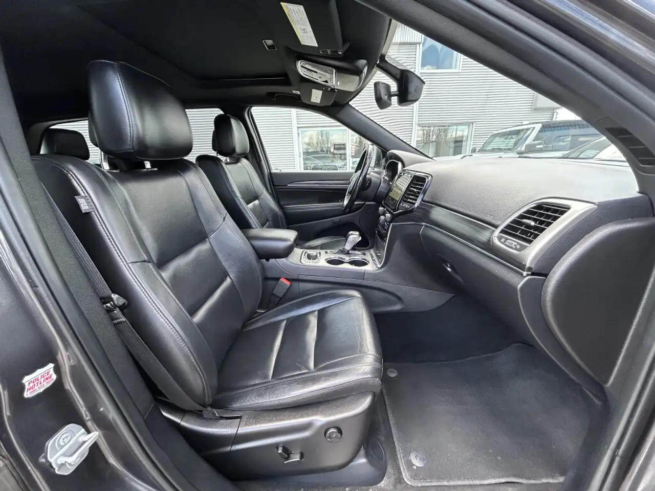 Jeep Grand Cherokee снимка Jeep Grand Cherokee