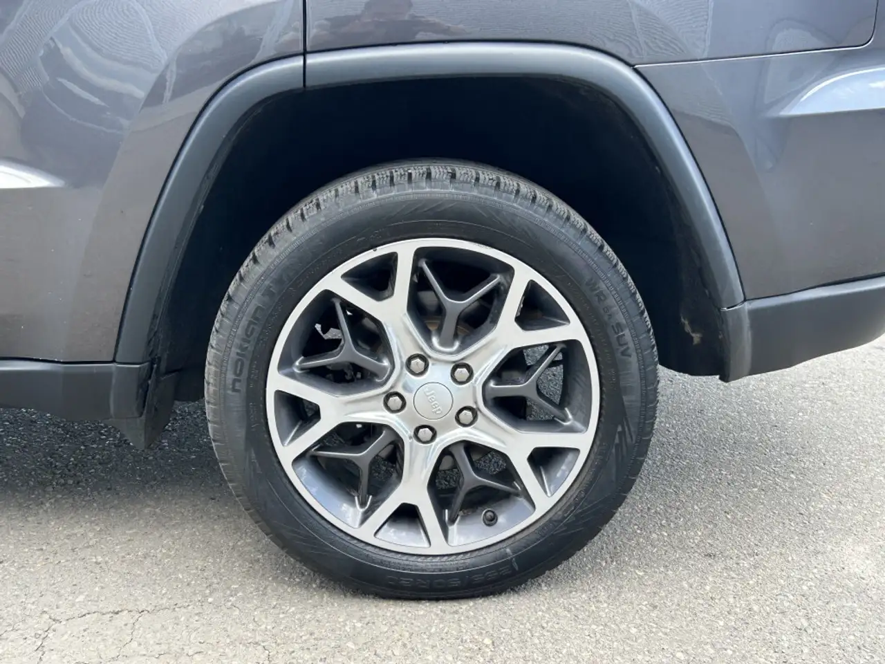 Jeep Grand Cherokee снимка Jeep Grand Cherokee