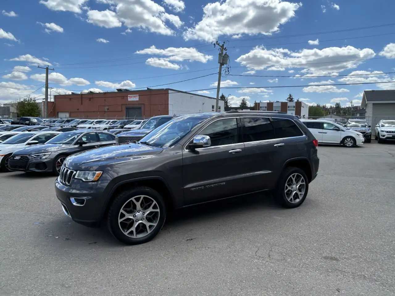 Jeep Grand Cherokee снимка Jeep Grand Cherokee