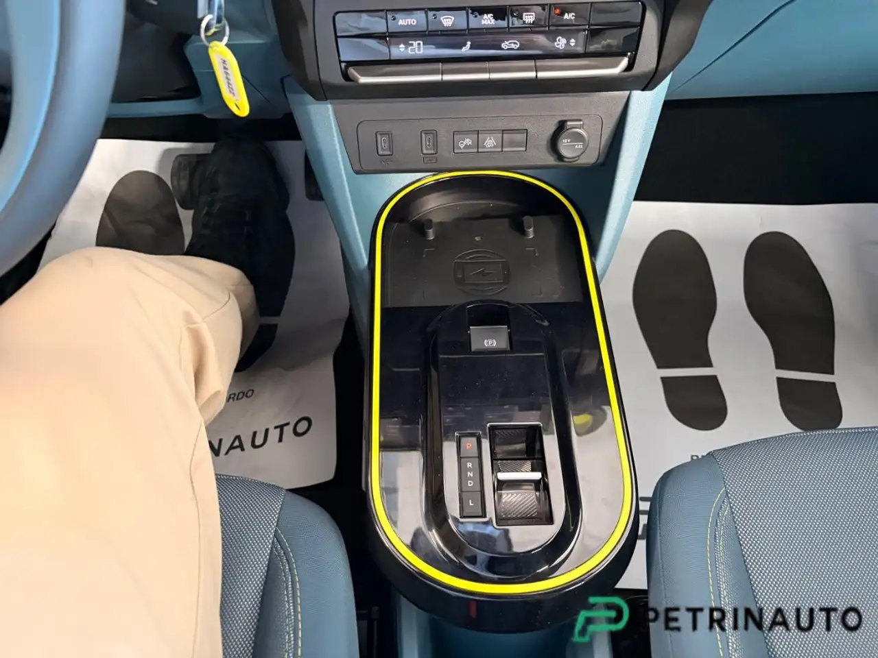 Fiat Grande Panda 1.2 hybrid La Prima 110cv edct NAZIONALE, миниатюра 18