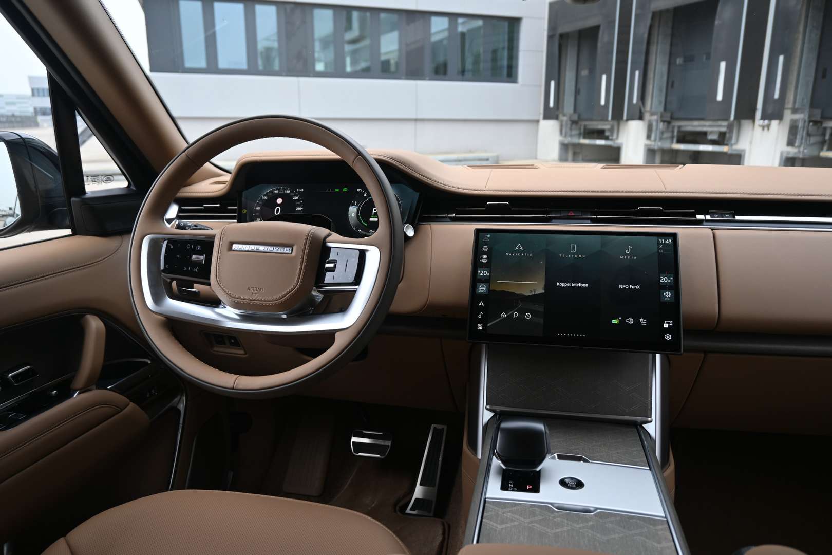 Land Rover Range Rover 3.0 P550e SV PHEV -  - Joinsteer - #4