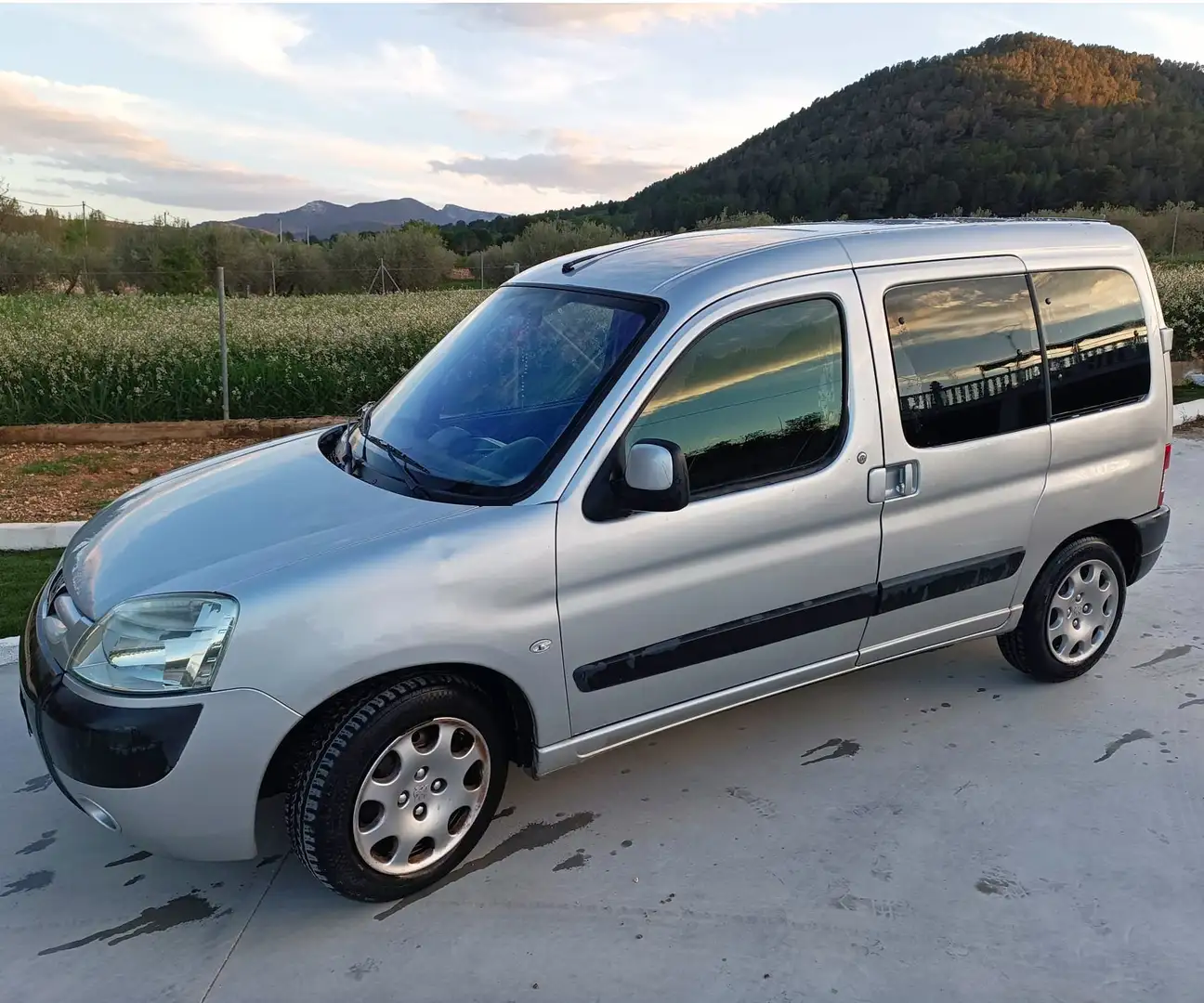 Peugeot Partner Partner 2.0HDI Rancho Plus Rancho Plus Ezüst - 1