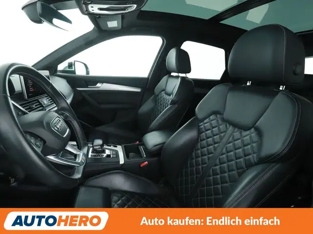 Audi SQ5 view 10