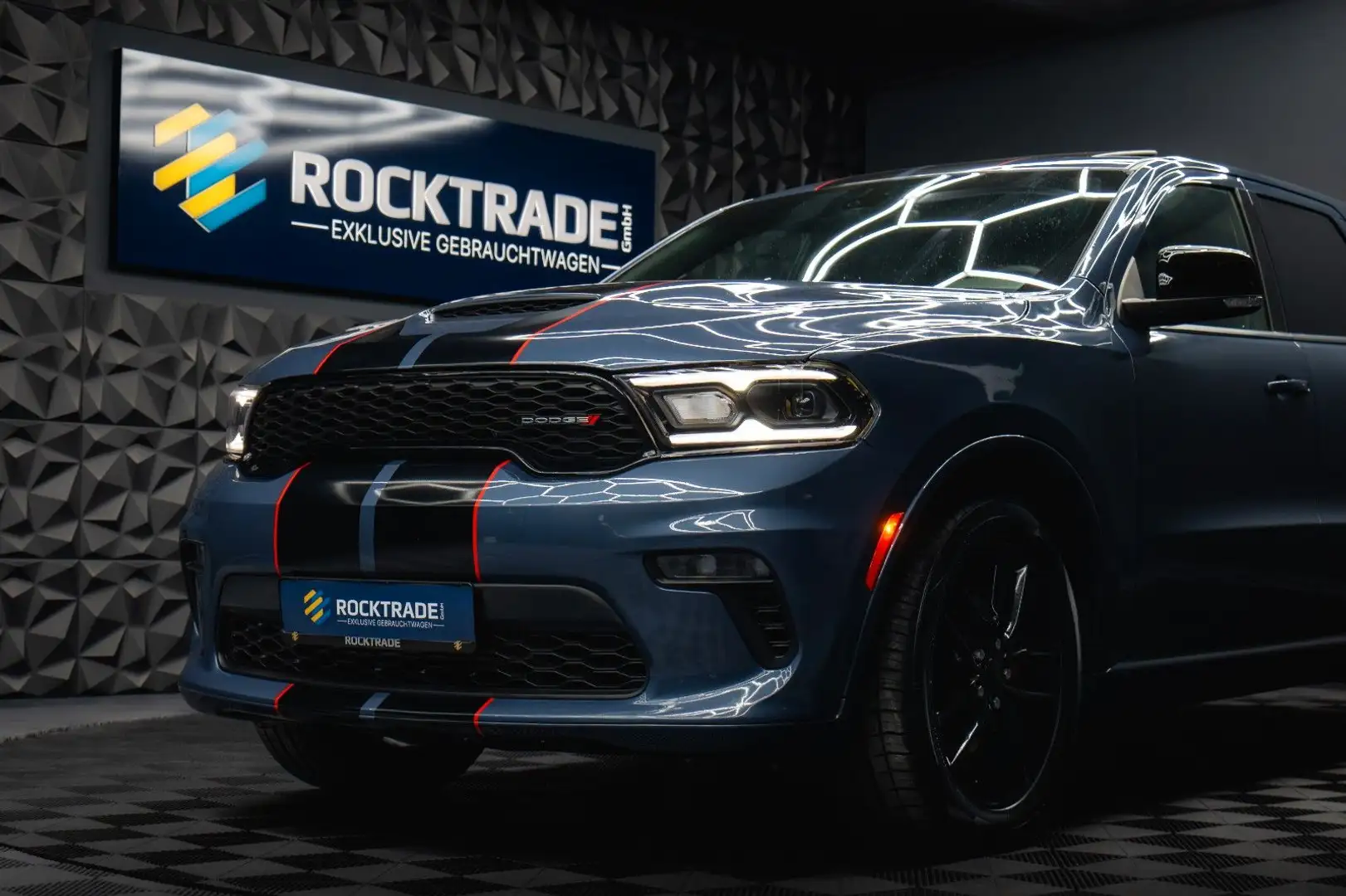 Dodge Durango 5.7 V8 R/T 4x4 Night-Paket Modell 22 LED Blau - 2