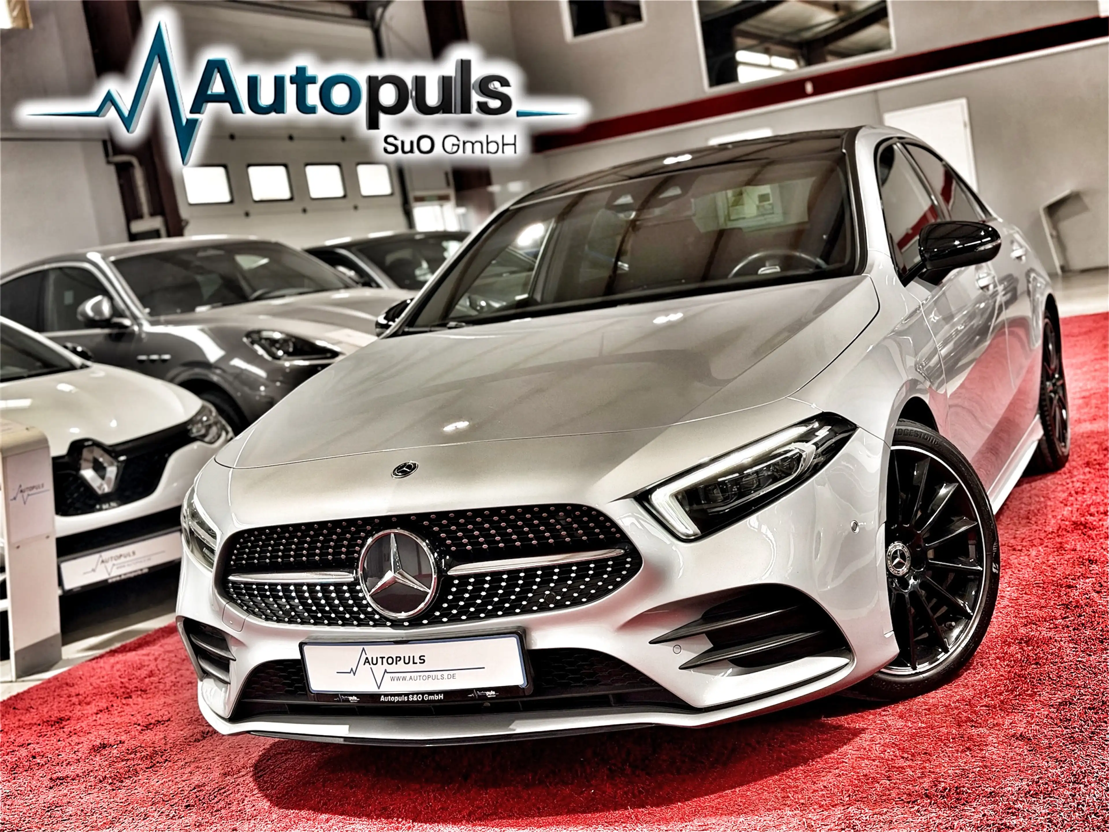 Mercedes-Benz A 250 AMG*PANO*LIMO*LED*CARPLAY*NIGHT*AMBIENTE*