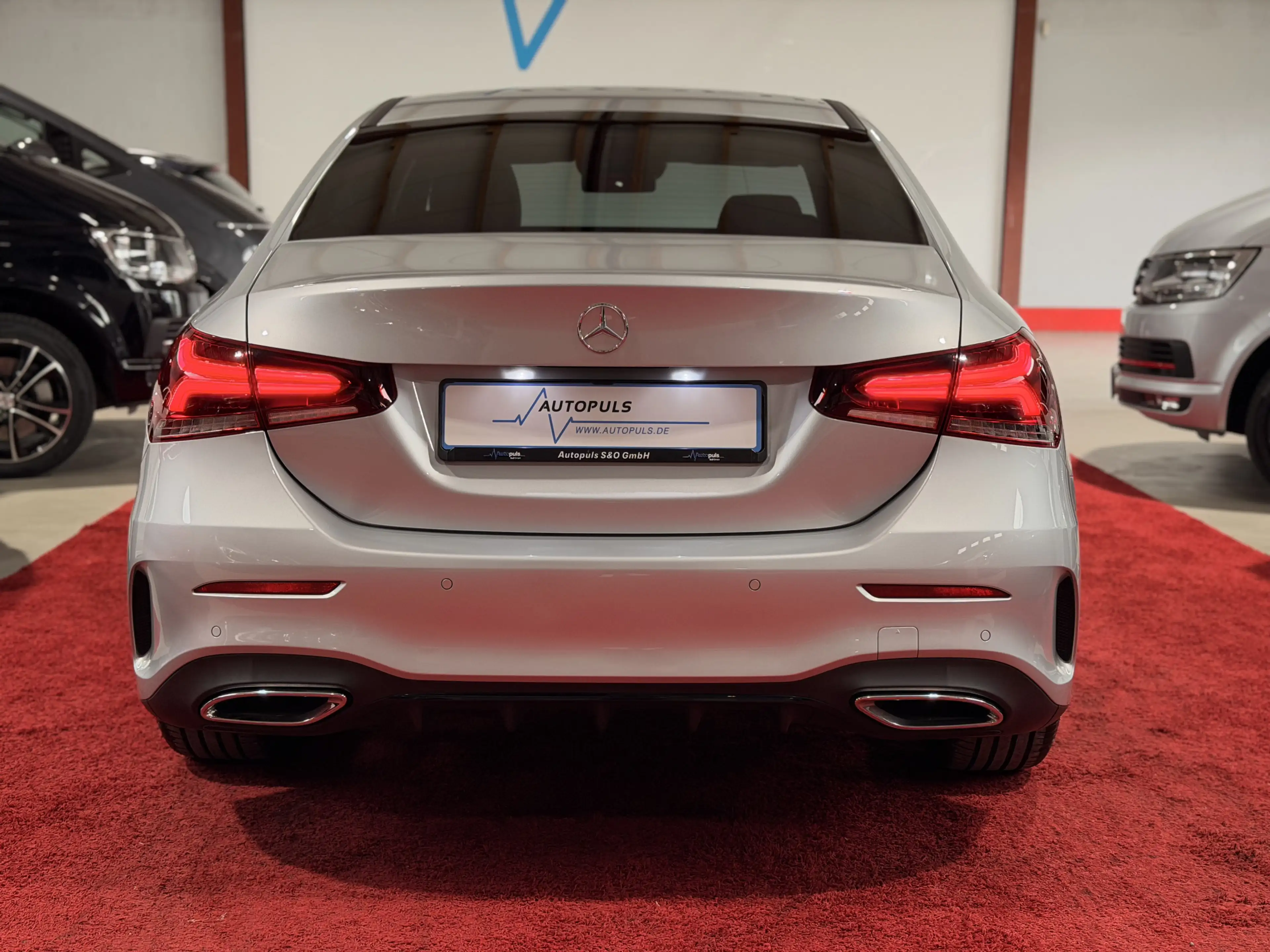 Mercedes-Benz A 250 AMG*PANO*LIMO*LED*CARPLAY*NIGHT*AMBIENTE* — photo 6