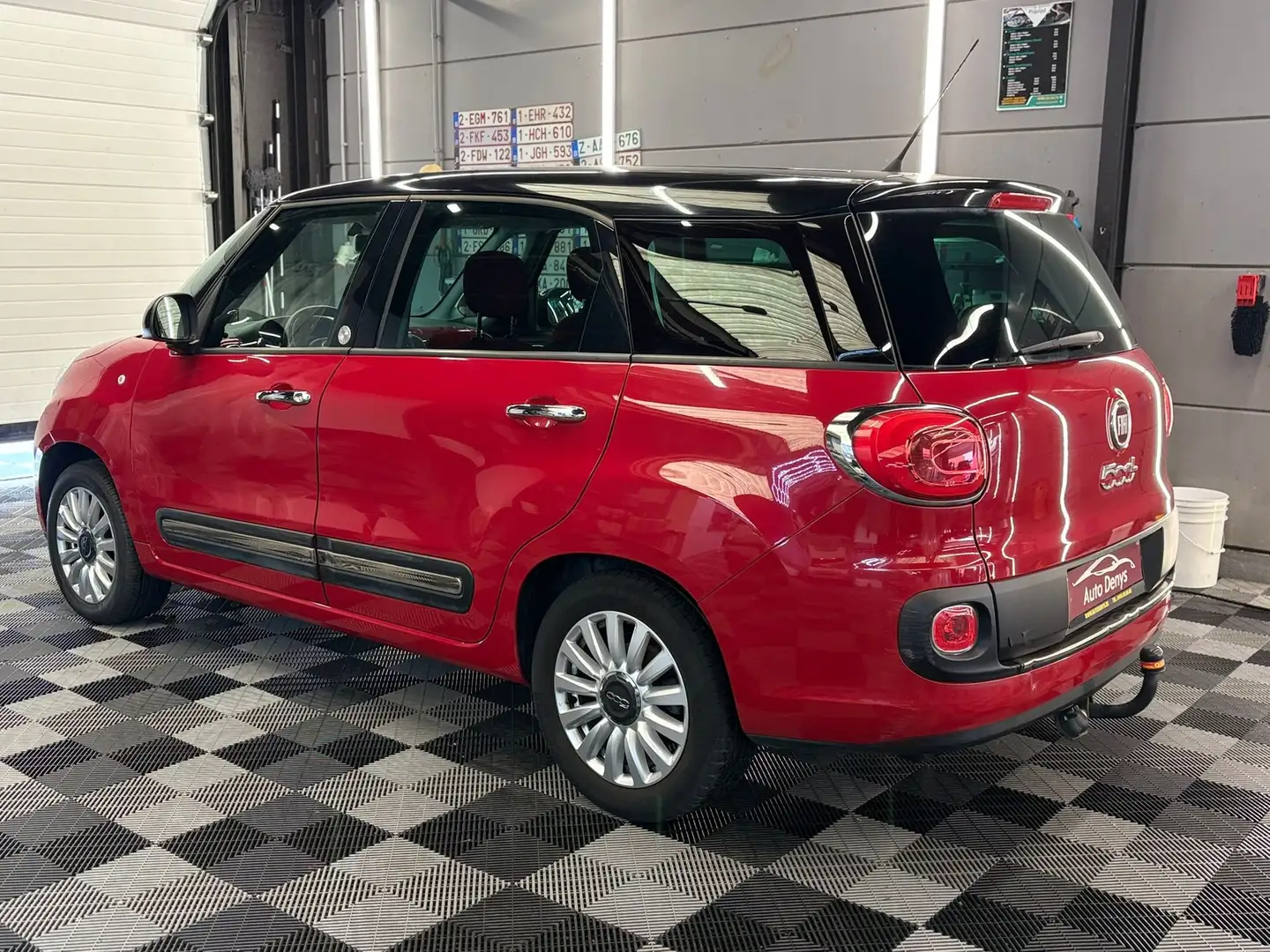 Fiat 500L Living 1.3 Mjt bj. 12/2013 72000km 7-zitplaatsen Rood - 2