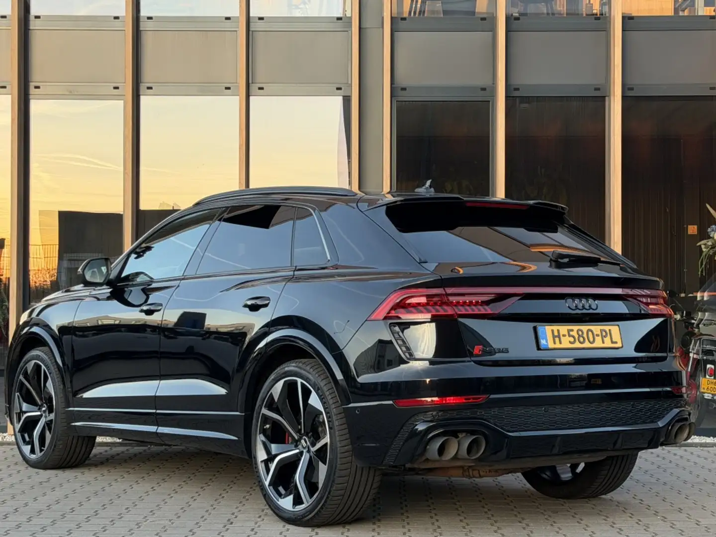 Audi RS Q8 4.0 TFSI RS Q8 Quattro | Dynamic-pakket plus | Hea Negro - 2