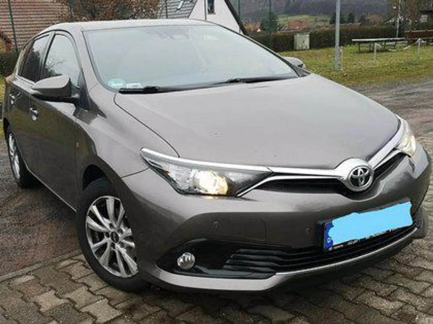 Toyota Auris Auris 1.2 Turbo Touring Grau - 2