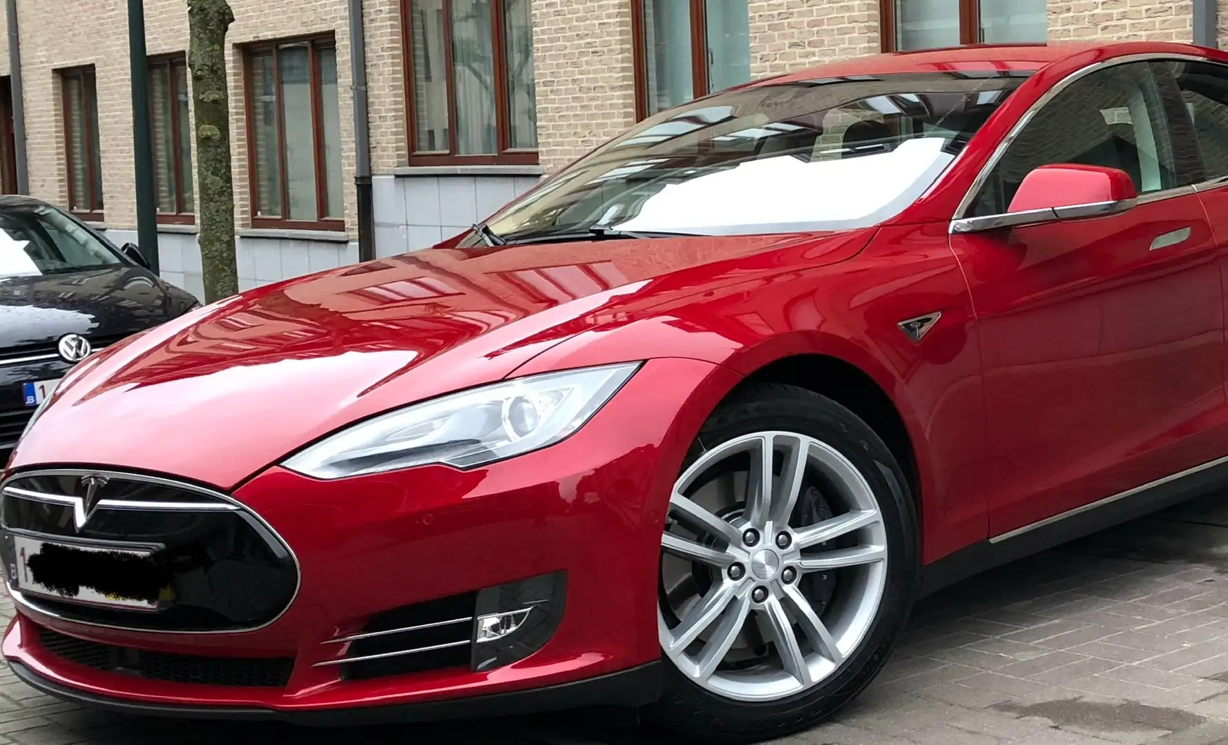 Tesla Model S 85 kWh *Autopilot*CCS* FSC Rouge - 1